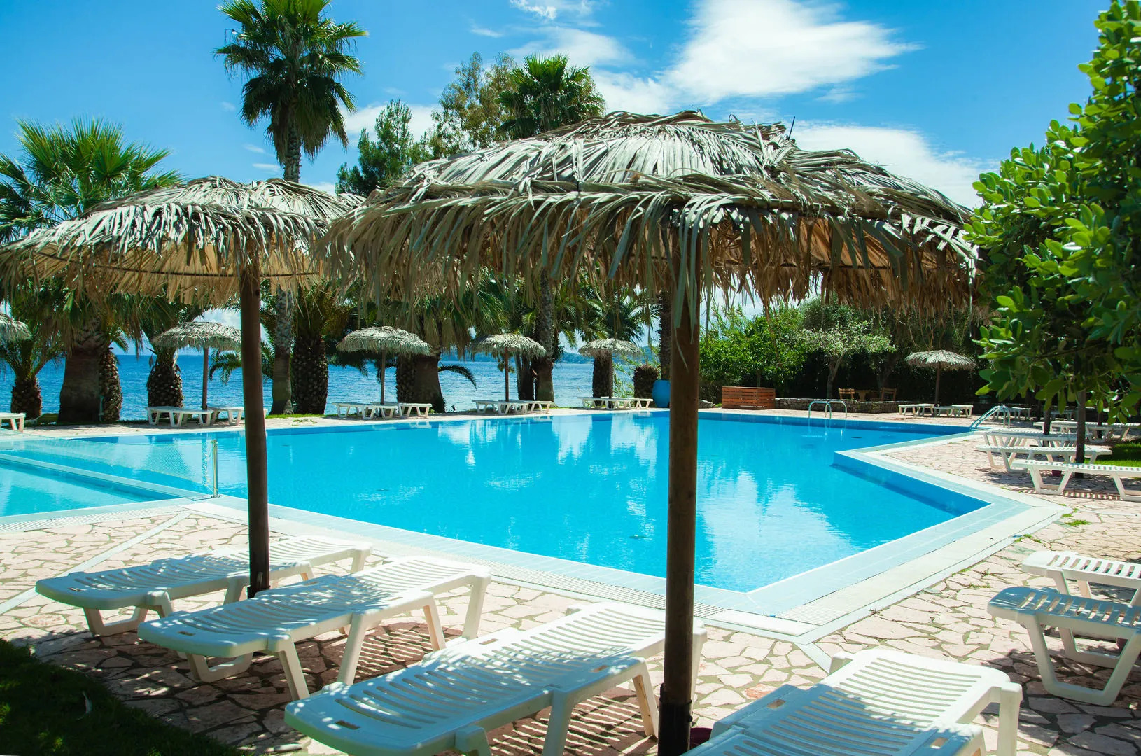 Avali, Mar-Bella Collection