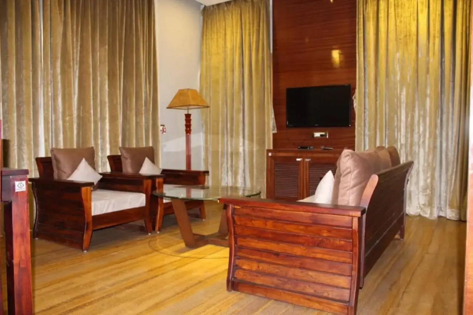 7 seasons Resort & Spa