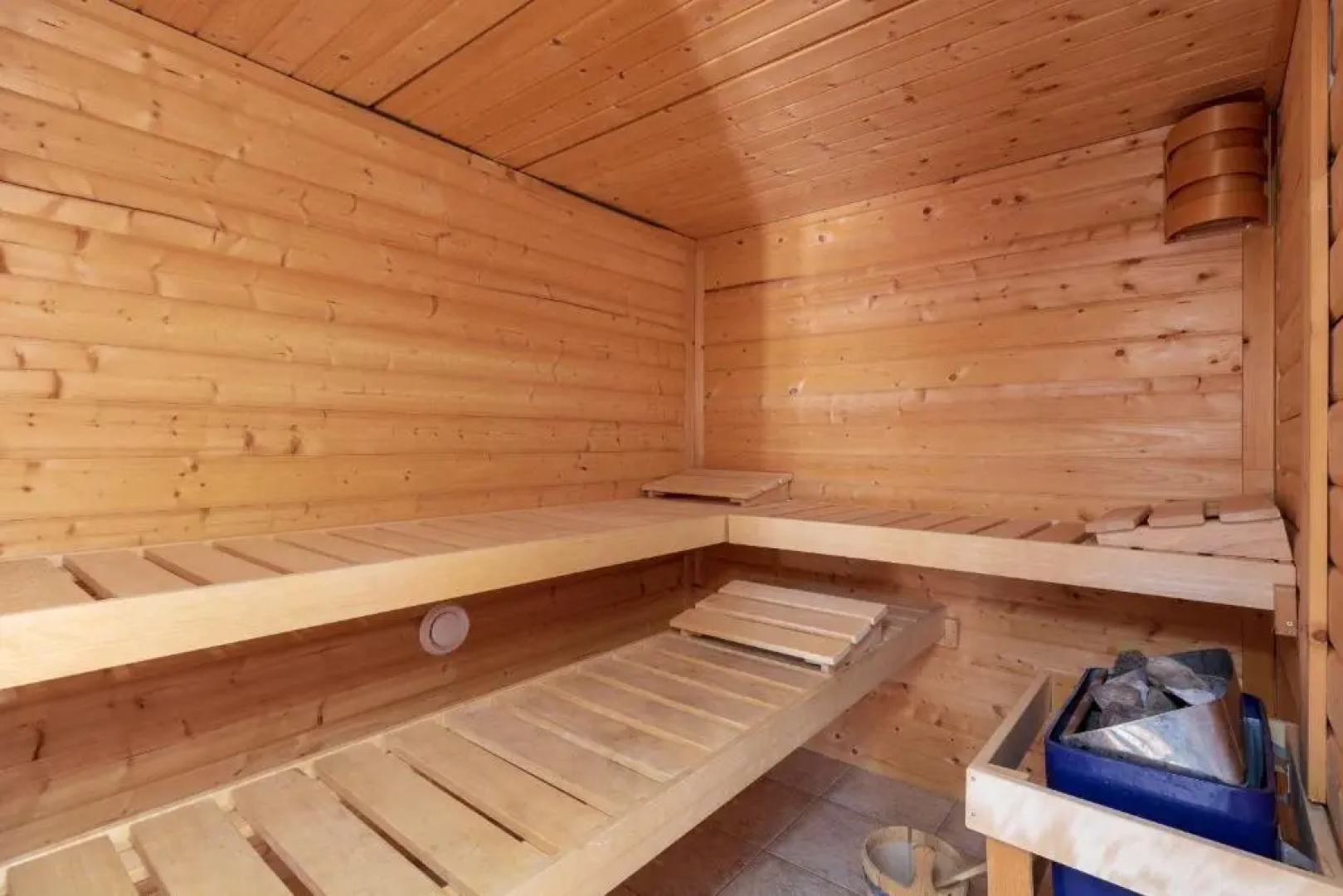 Whg-4-Adlerhorst-Ferienhaus-Am-Boddenufer-Buschvitz