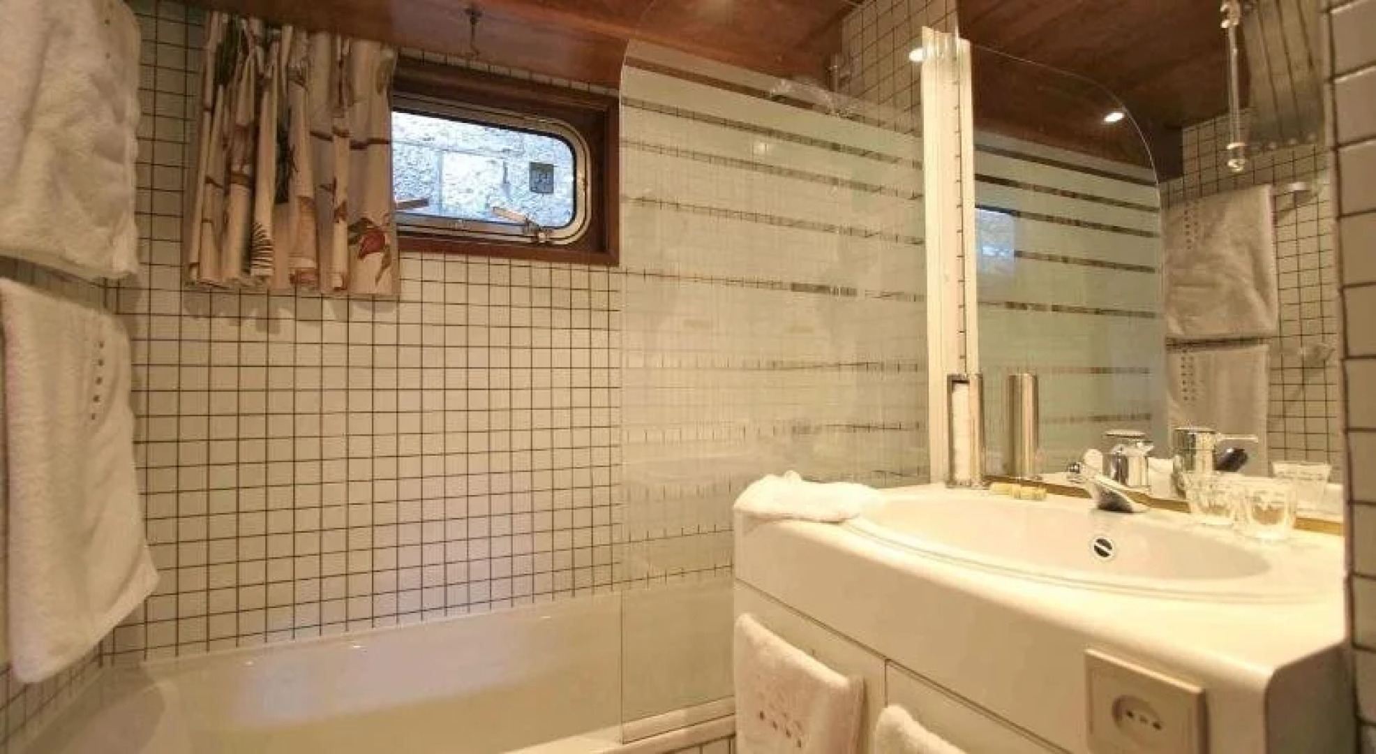 Péniche d'hôtes MS Elisabeth