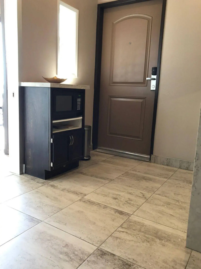 Berkshire Motor Hotel