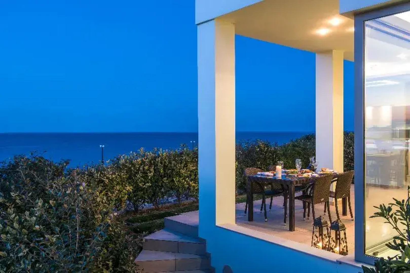 Beach Front Villa Peri