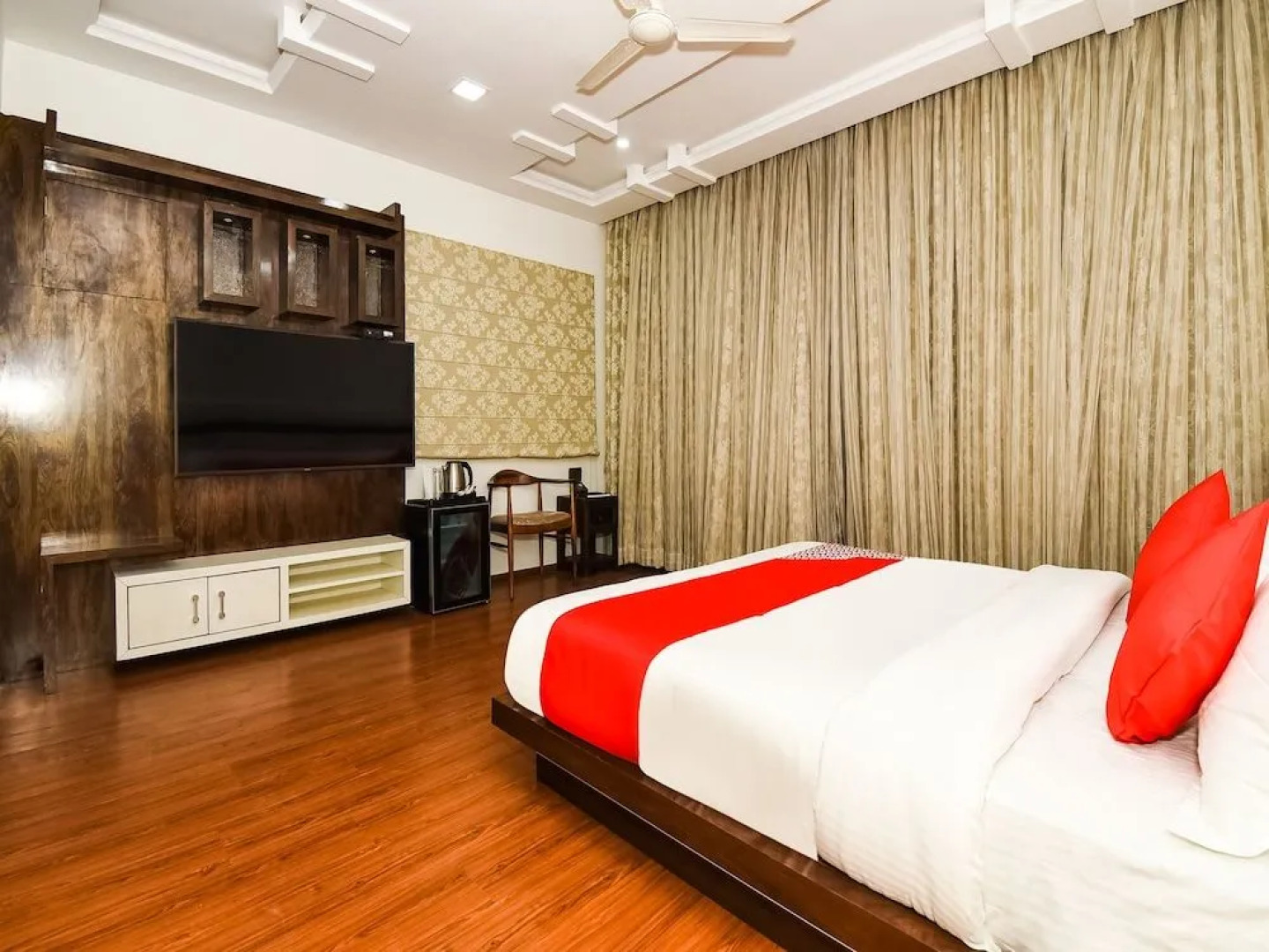 Oyo 42636 Zest Damodar Garh