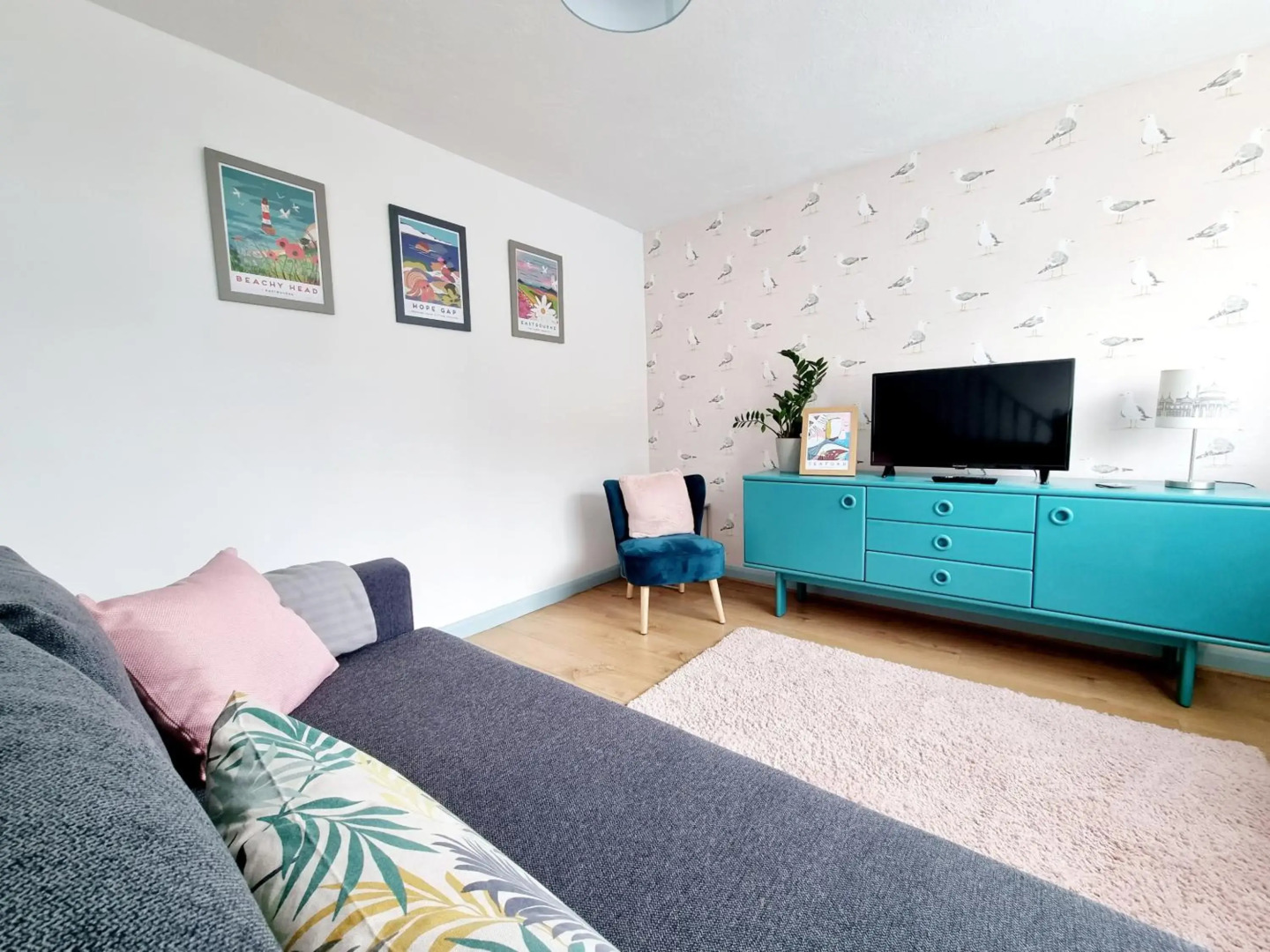 Visit Seaford Apartment - 4 Bedroom - Sleeps 9