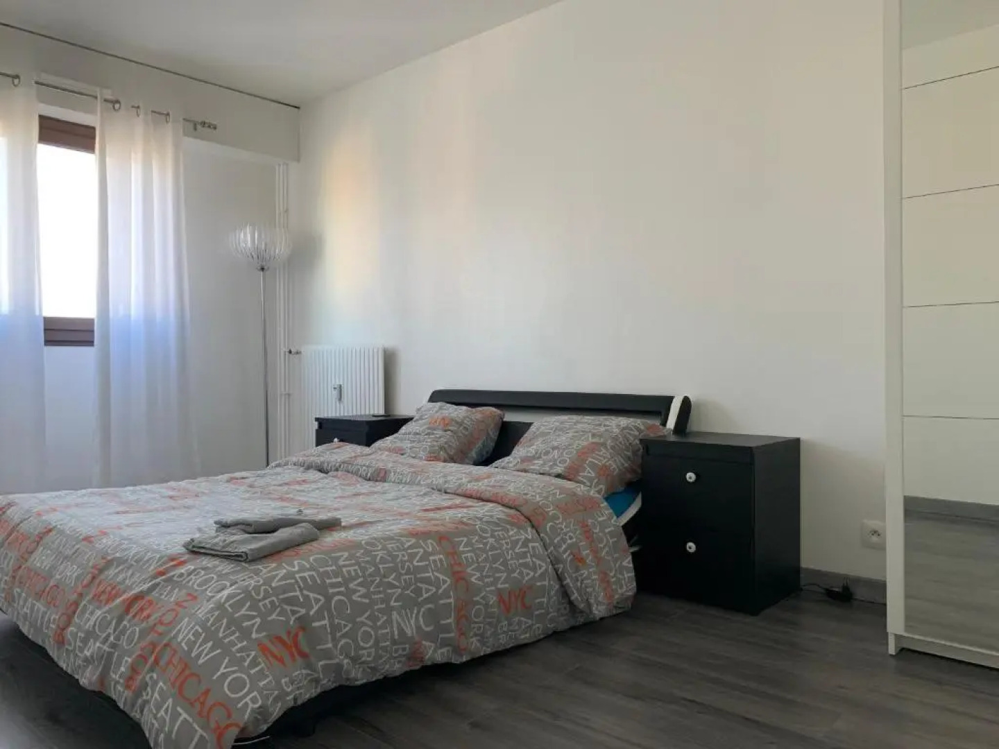 CHAMBRE a louer vue sur seine