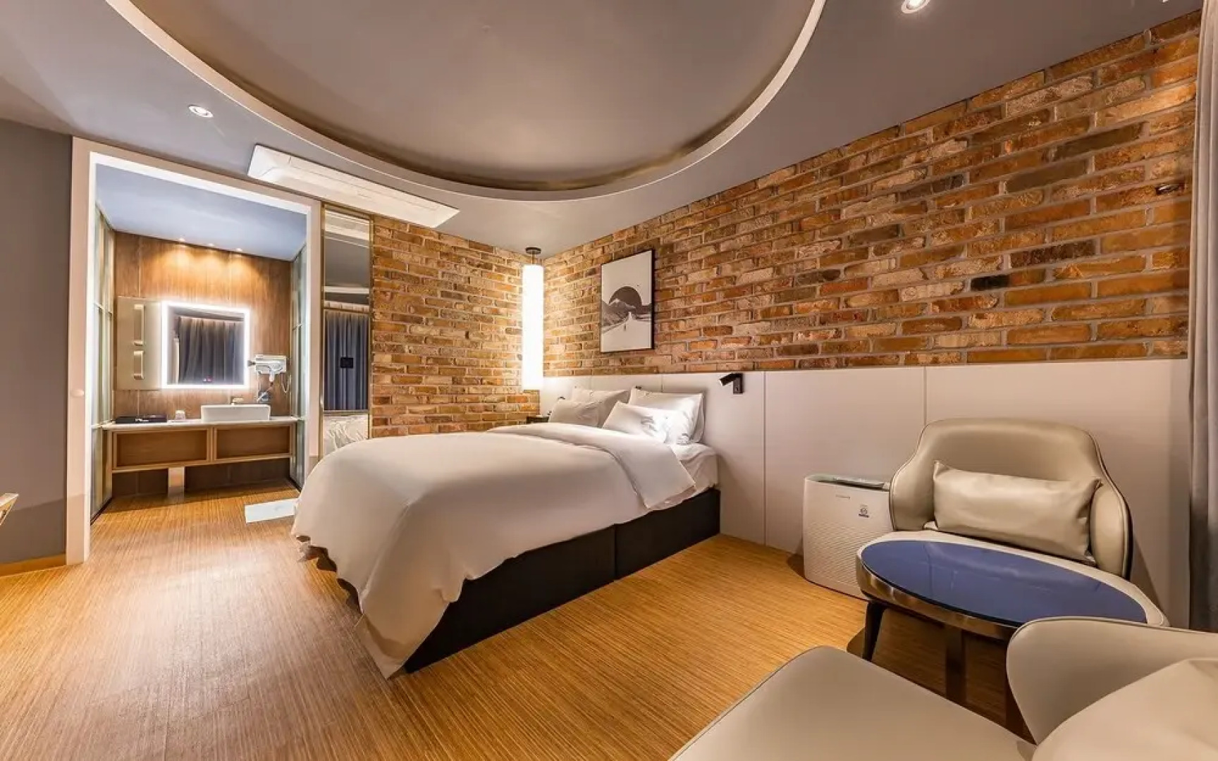 Dangjin Newcastle Hotel