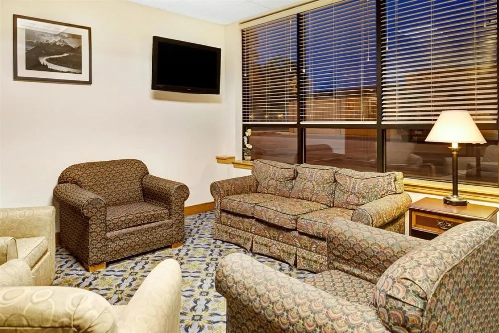 Baymont Inn & Suites Omaha NE