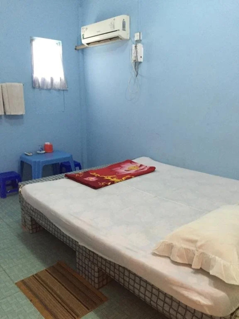 Shwe Daung Thiri Motel - Burmese Only