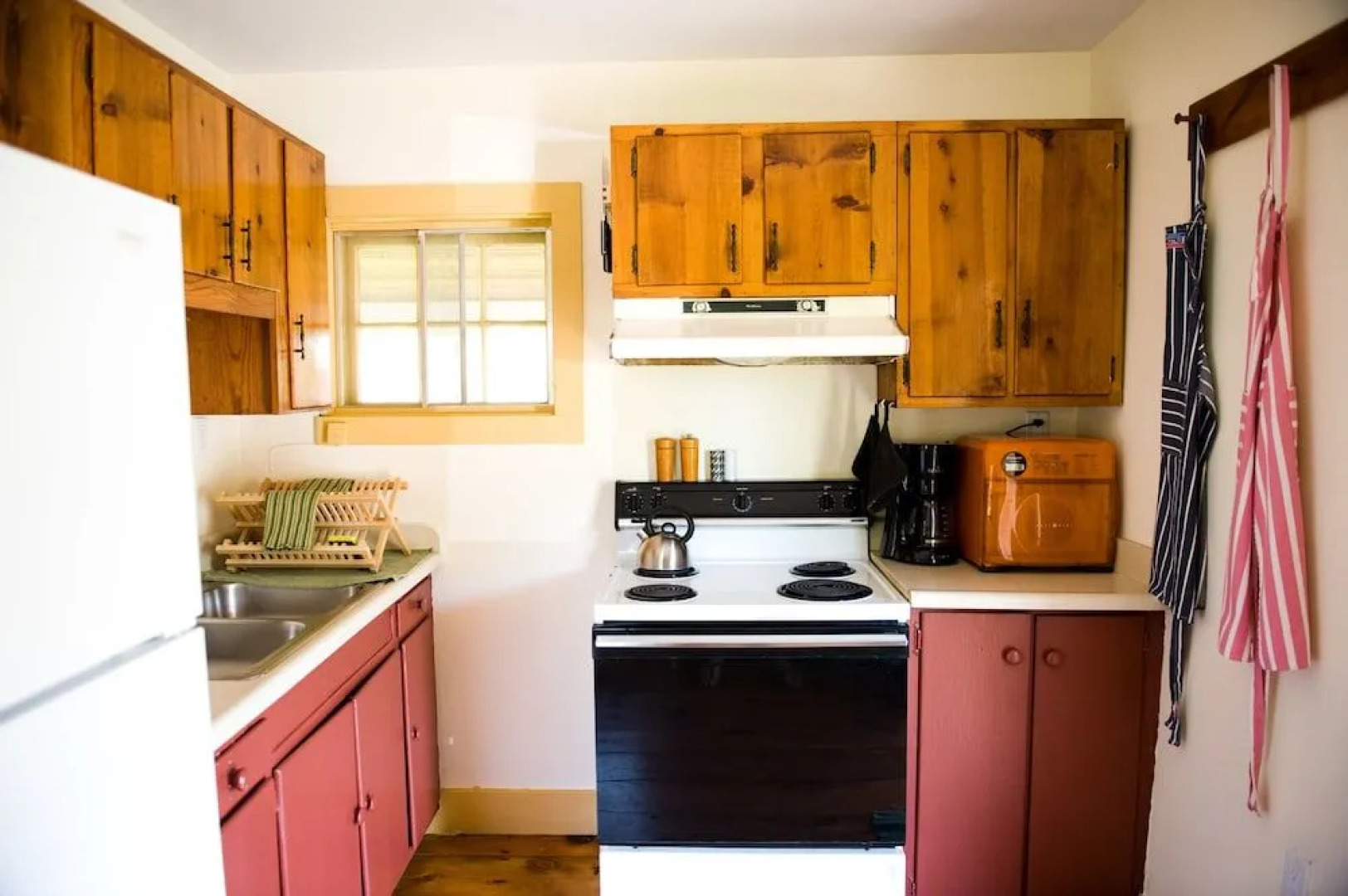 Hopkins Ordinary Bed Breakfast and Ale Works