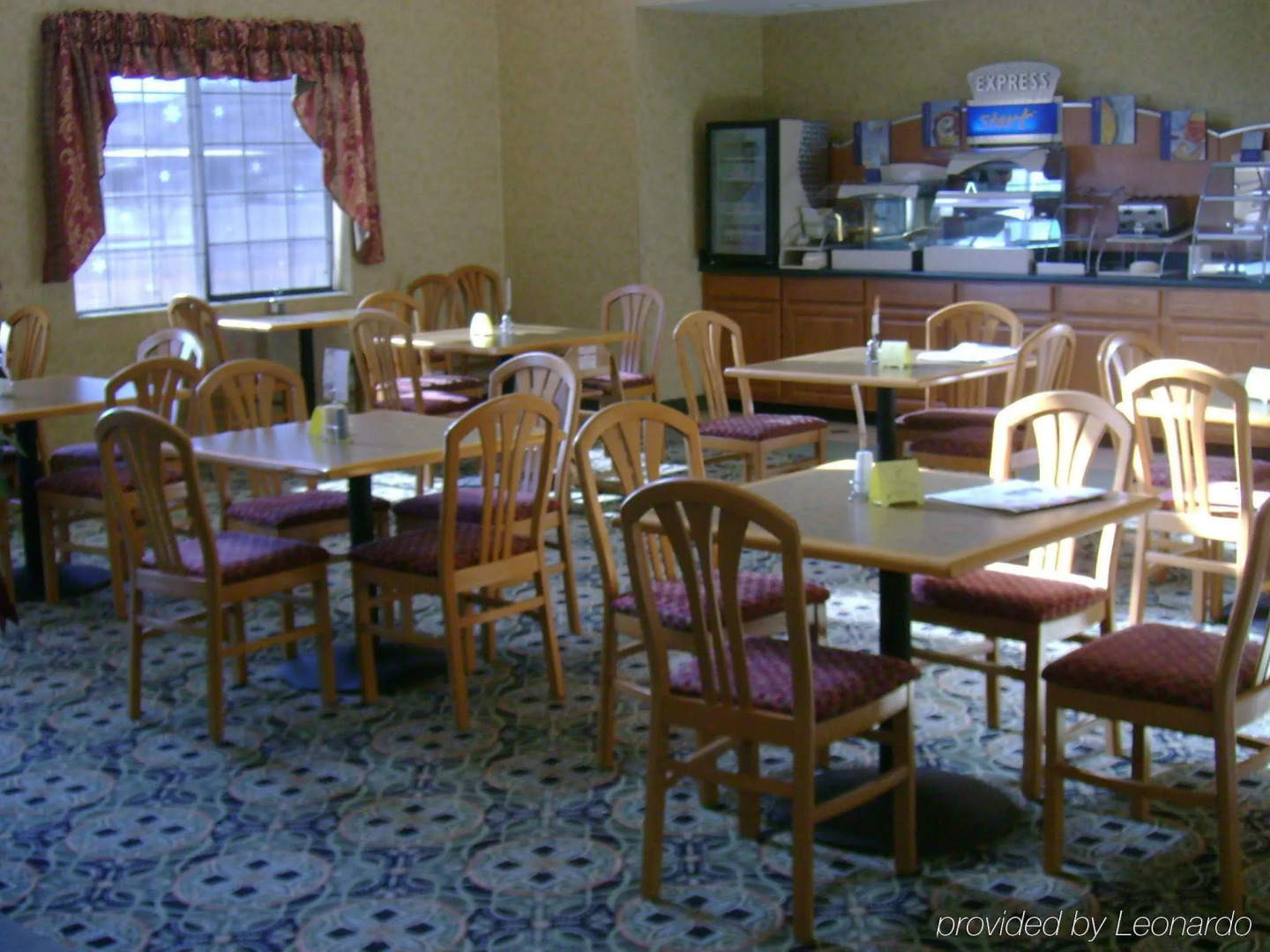 Holiday Inn Express & Suites Fort Pierre by IHG