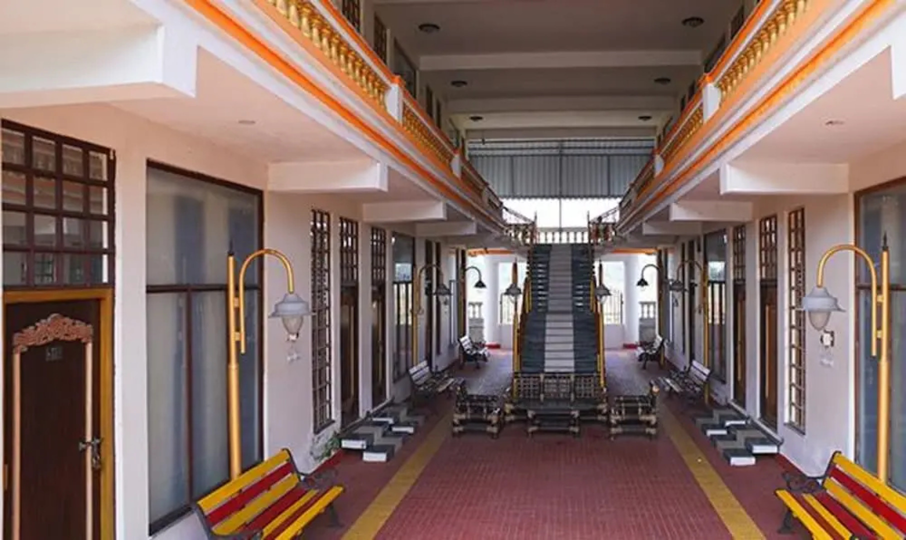 FabHotel Prime Indeedcare