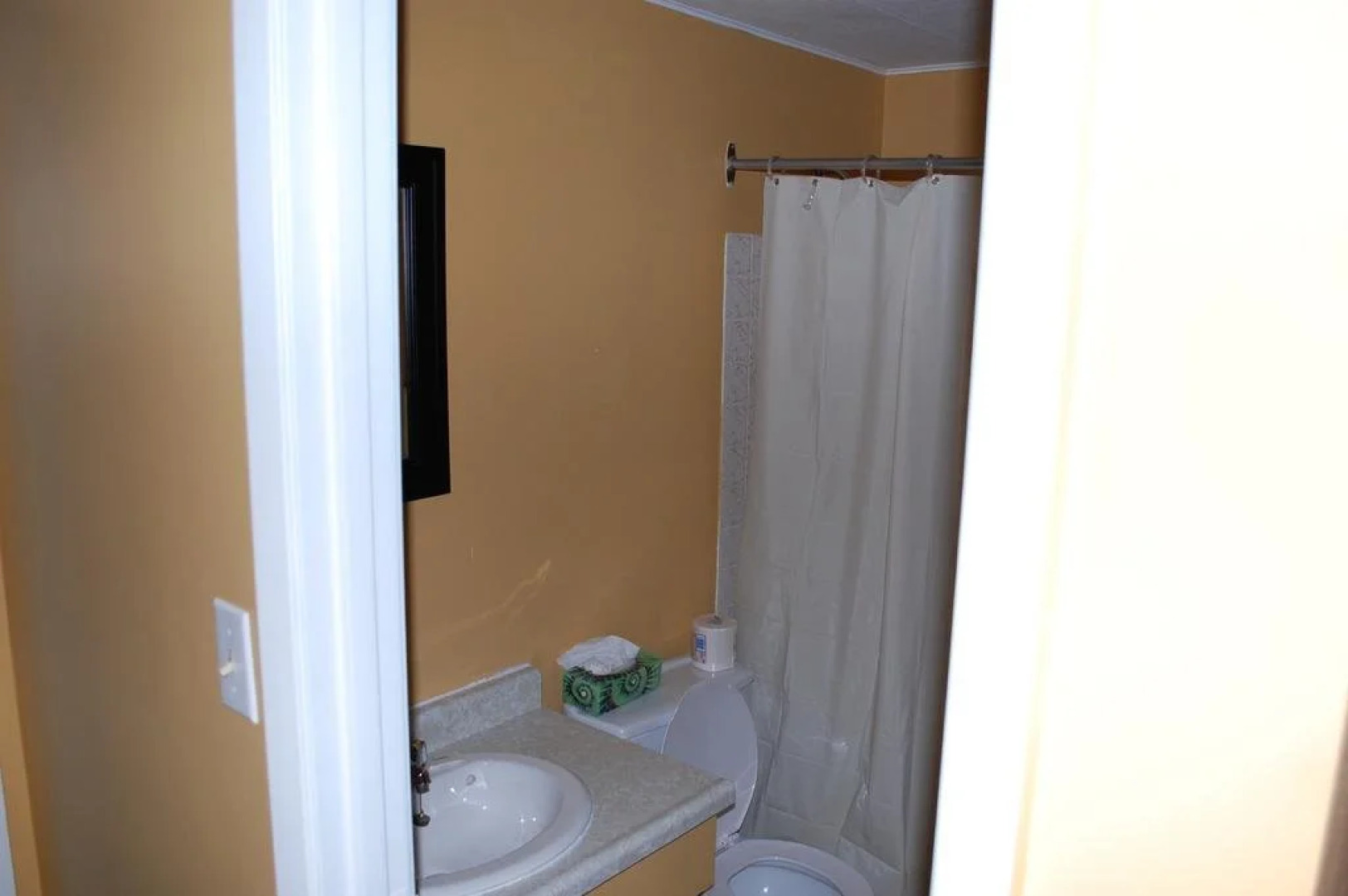 Edge of the Avalon Inn