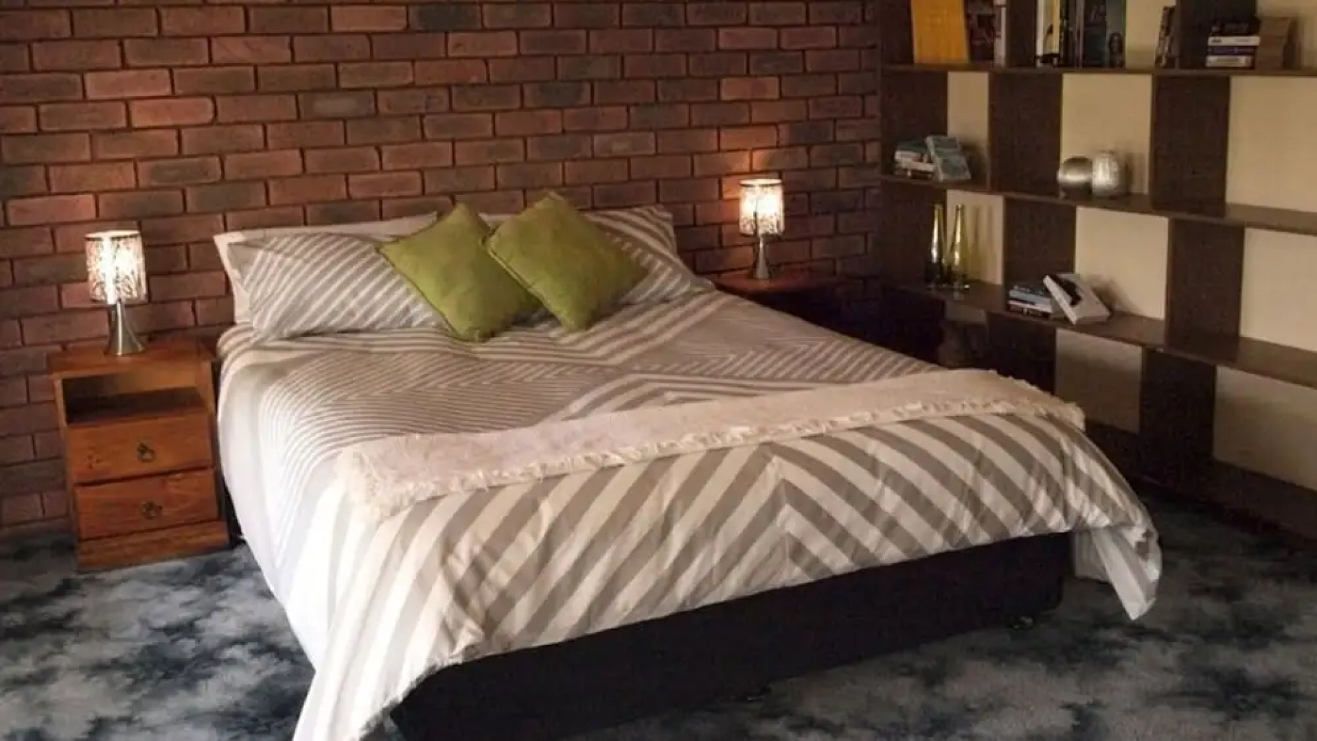 Lakehouse Cullulleraine