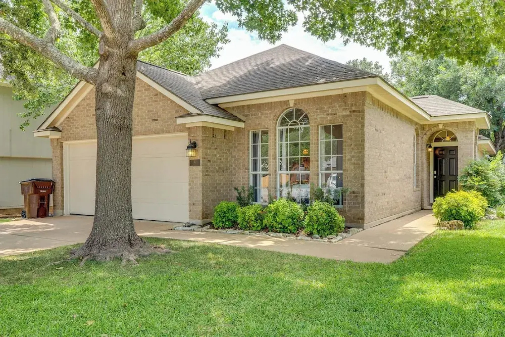 Fenced Yard + Patio: Family Home in Round Rock