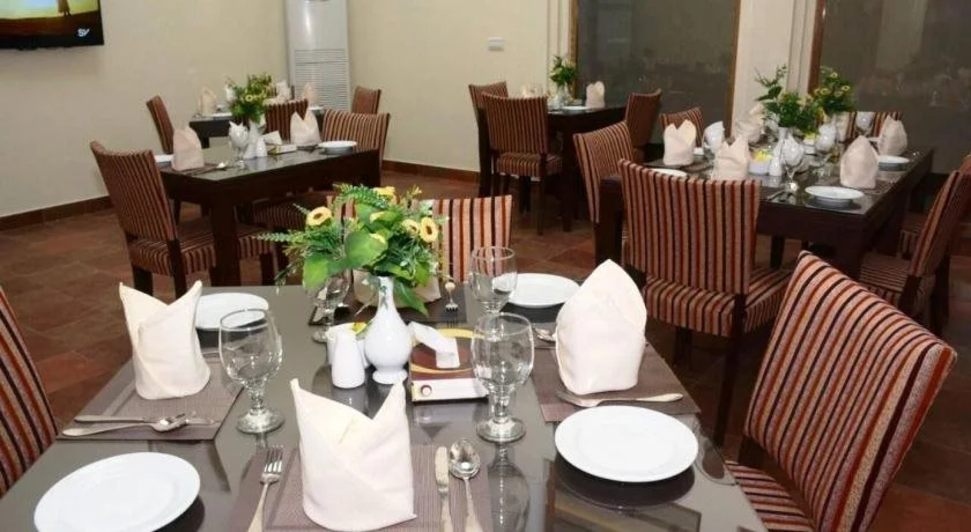 Hotel One Lalazar Multan