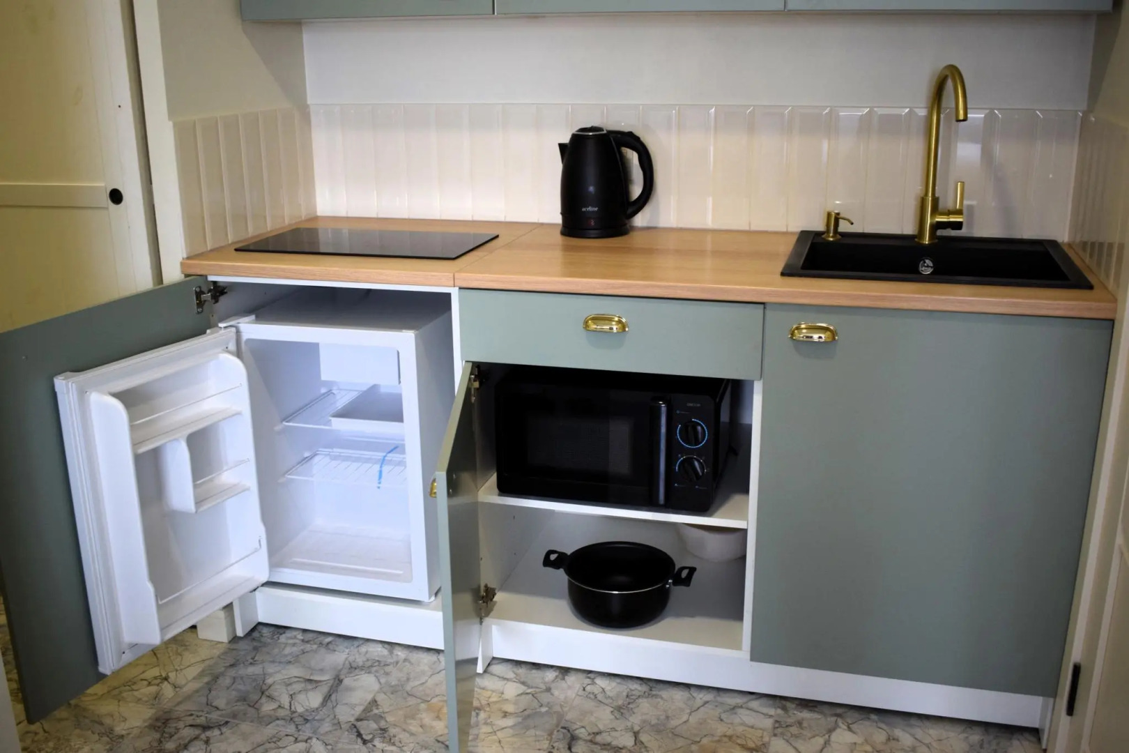 Апартаменты "Синий бриз" на улице Строительная