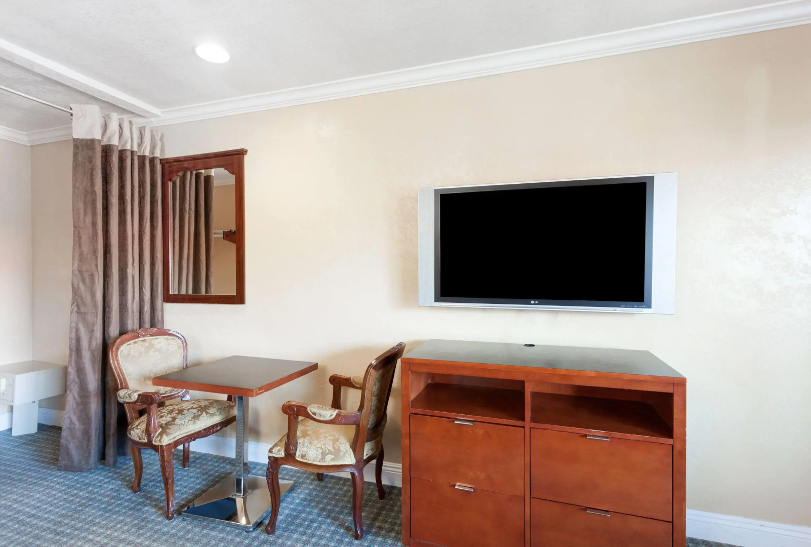 Travelodge by Wyndham El Cajon