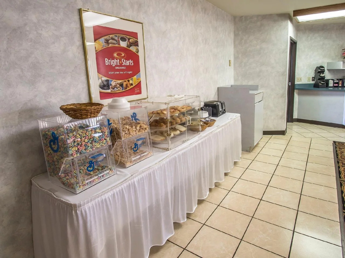 Econo Lodge Inn & Suites Menomonie