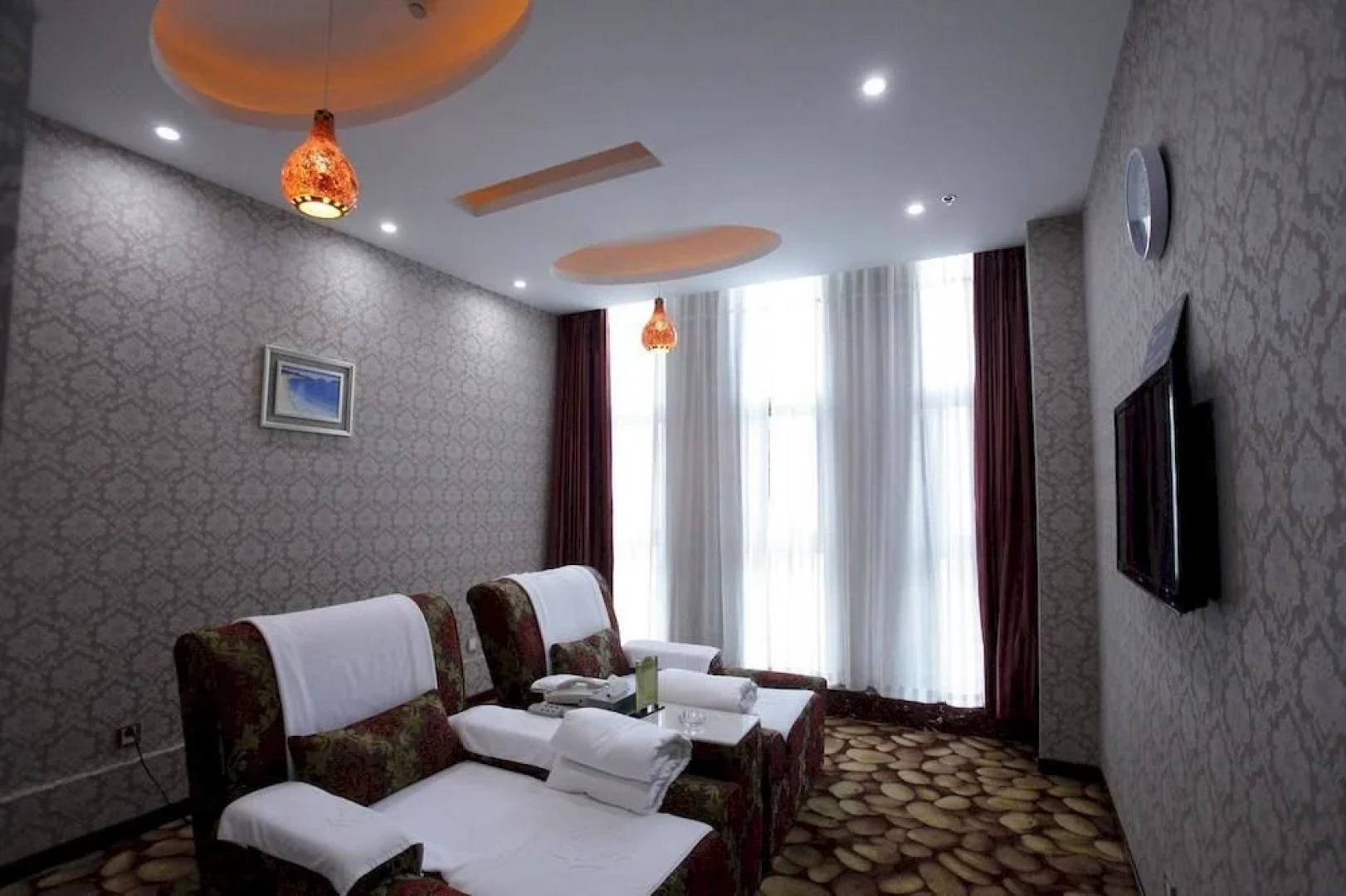 Weihai Xiangquan Business Hotel