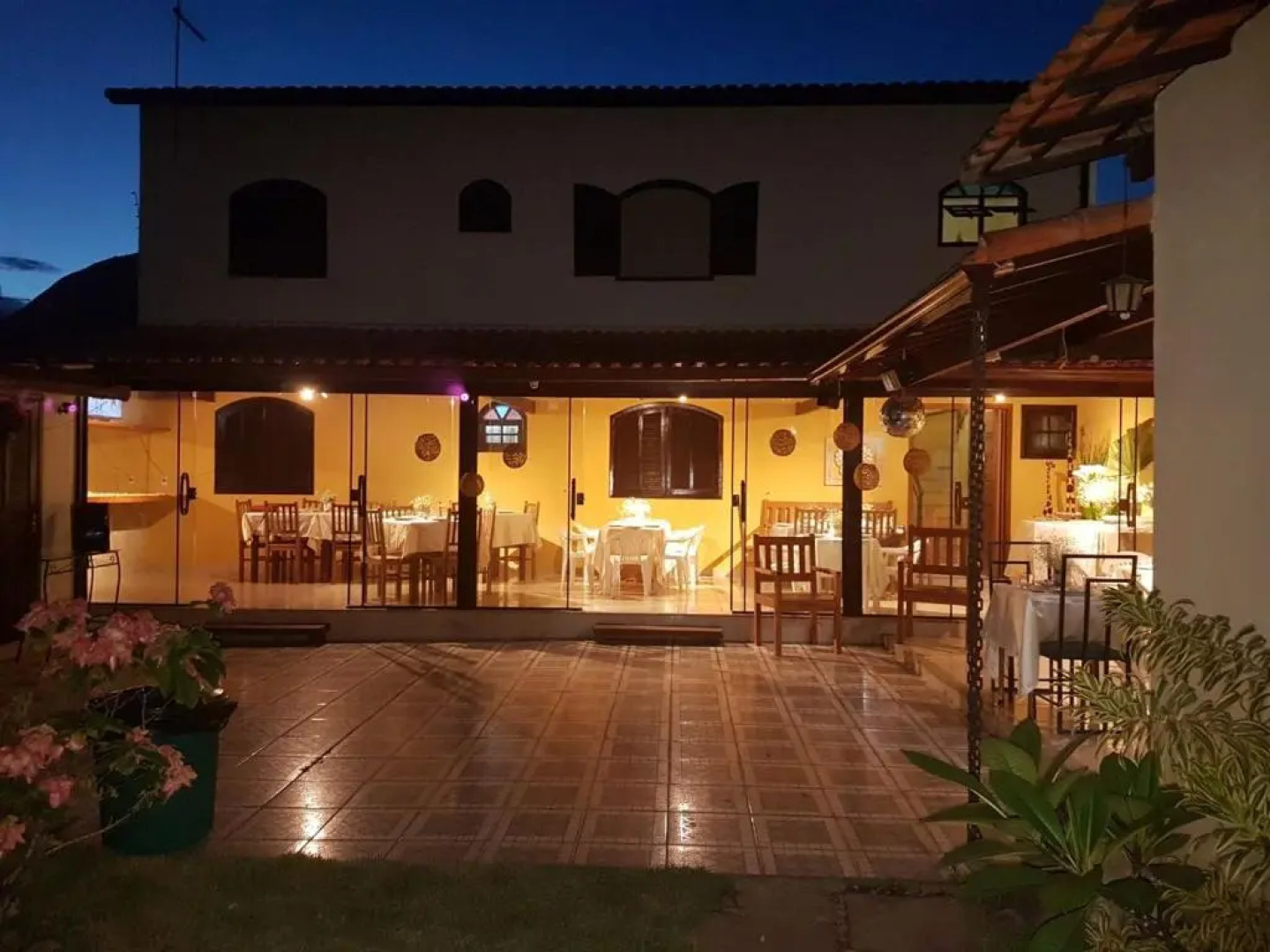 Casa 6 Suites e Eventos