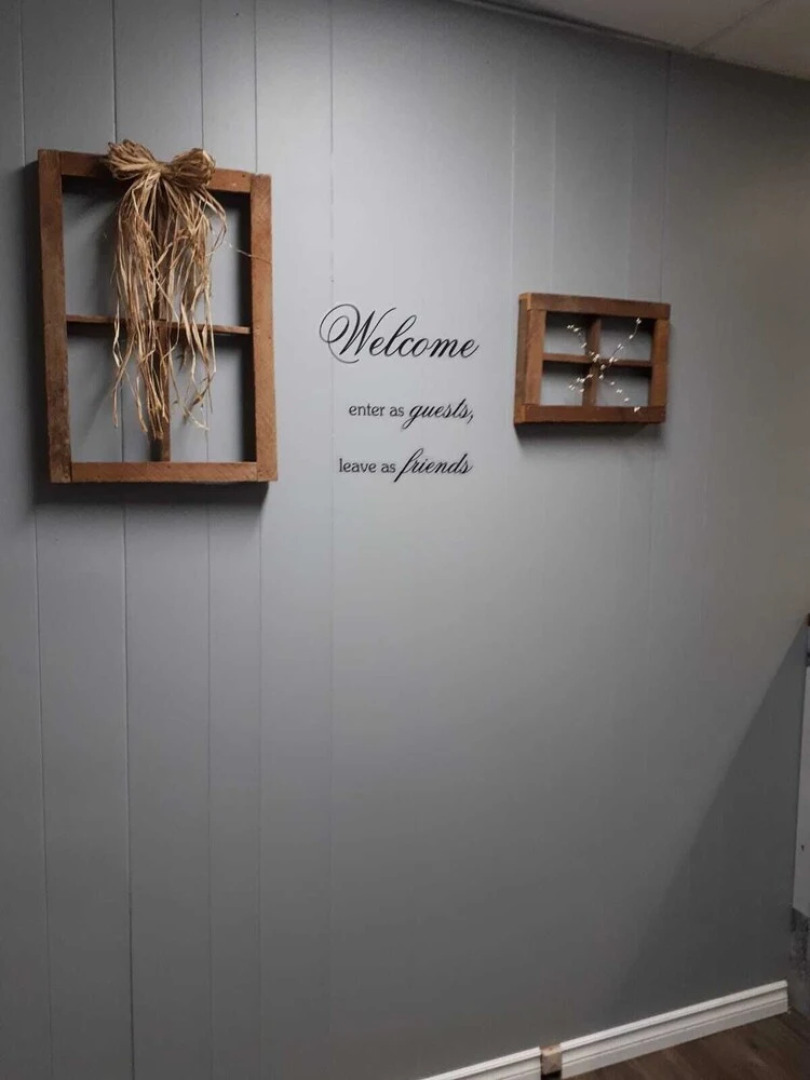 Bay Lake Inn (Frontiersman Motel)