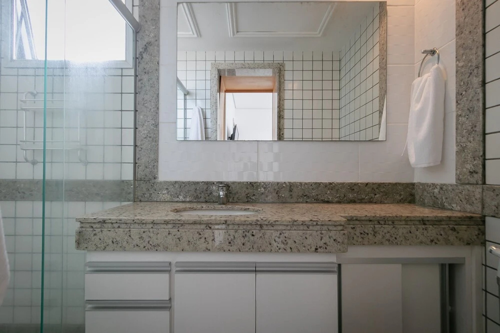 2 quartos no Vila da Serra