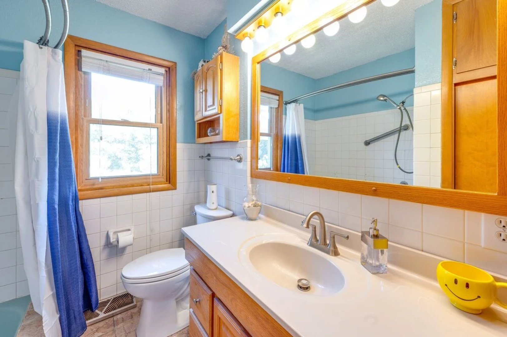 Pet-friendly Waterloo Abode w/ Deck!