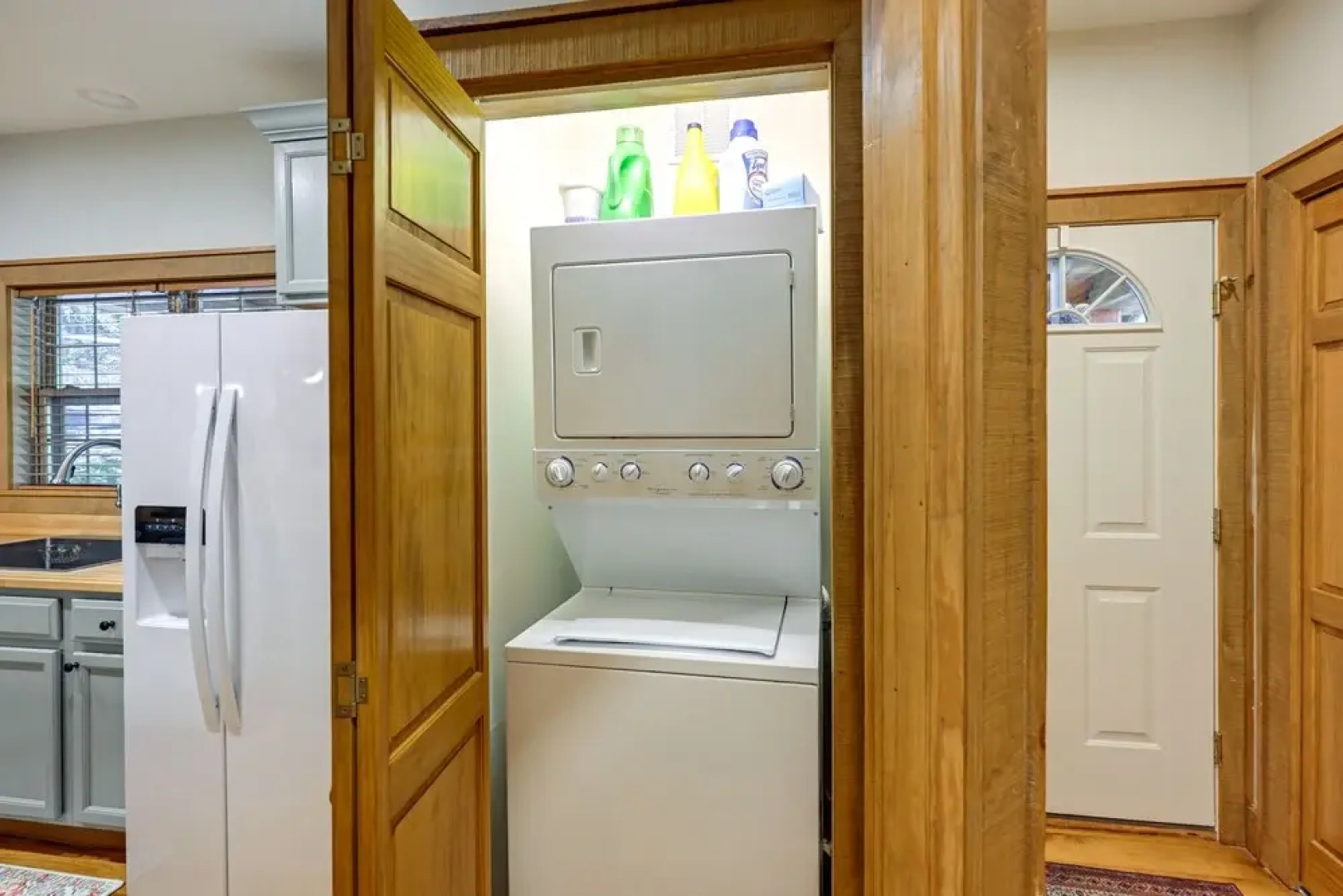 Sapphire Retreat Near Lakes, Trails & Waterfalls!