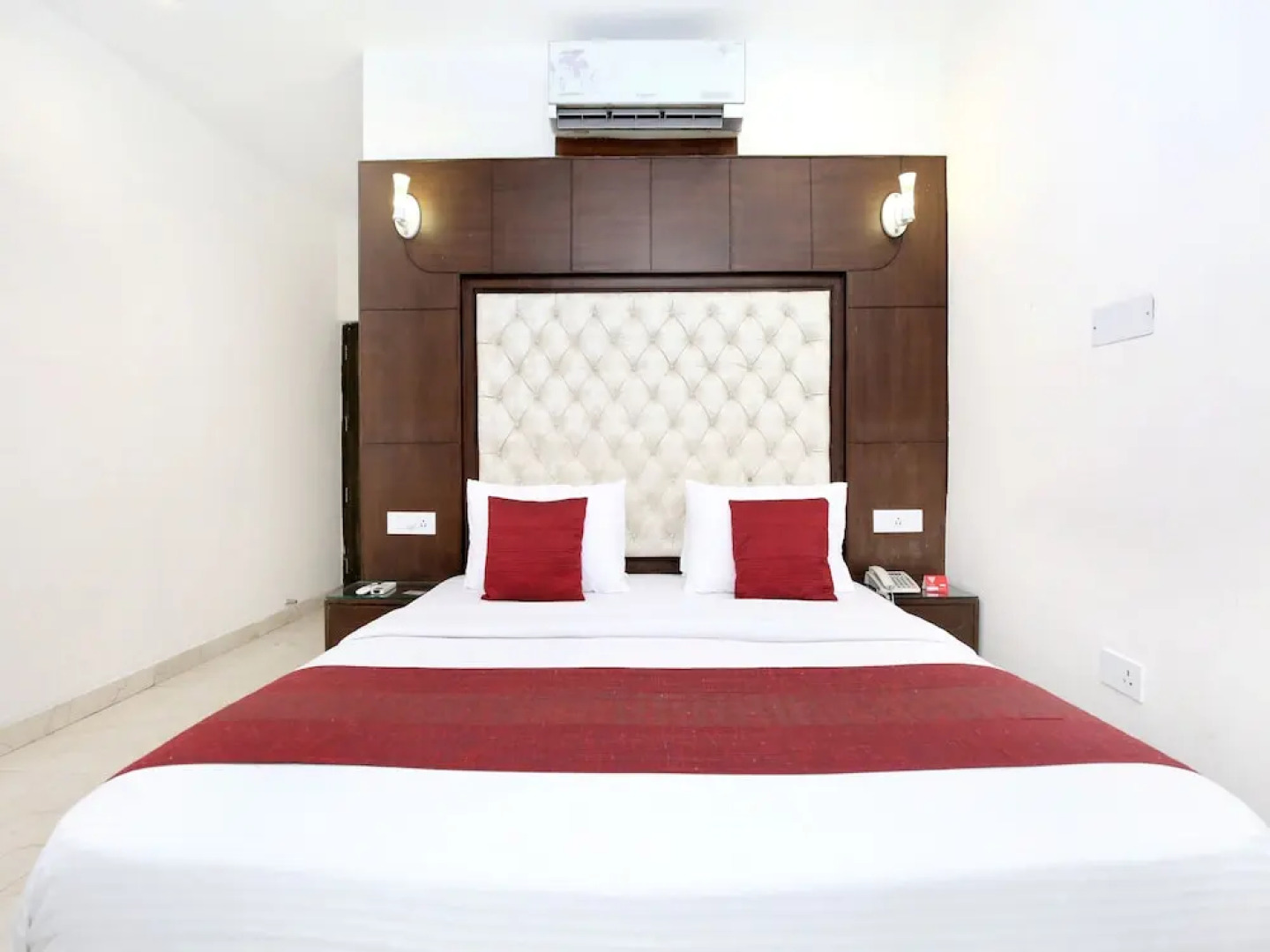 Capital O 10540 Hotel JD Residency