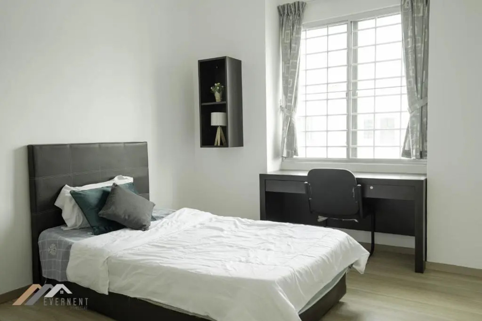 Curtin Waters Homestay by Evernent