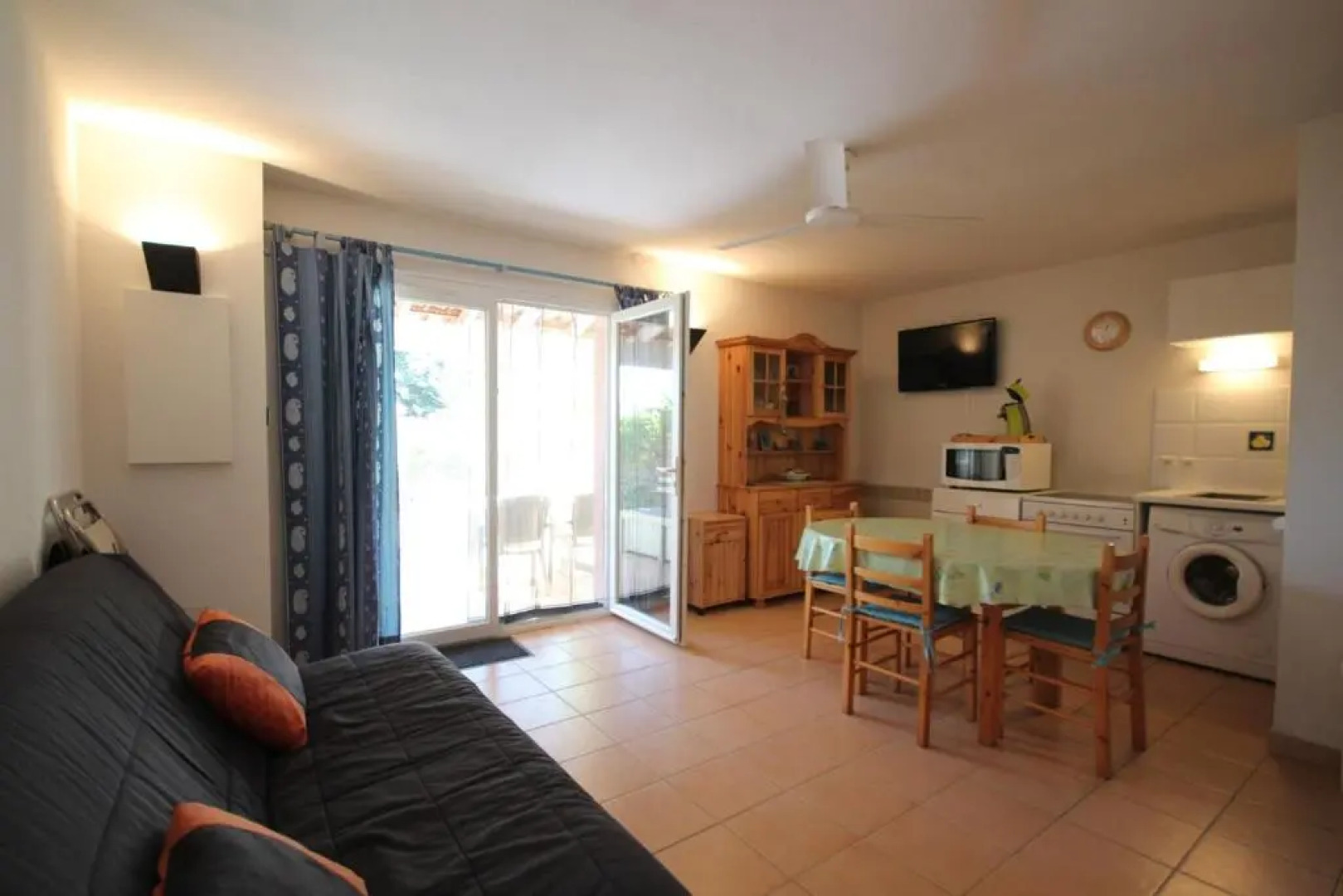 Belle villa 2 chambres terrasse parking privatif vue réserve dans résidence sécurisée avec piscine commune 800 m de la mer LRCS76