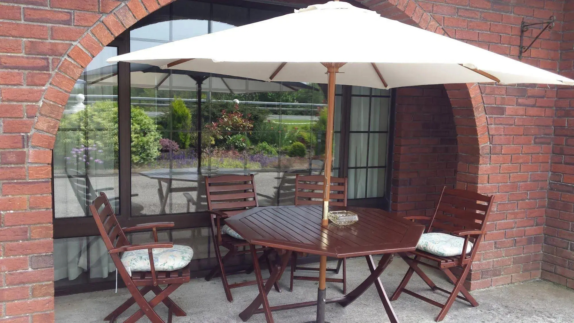 Riverview House Bed & Breakfast