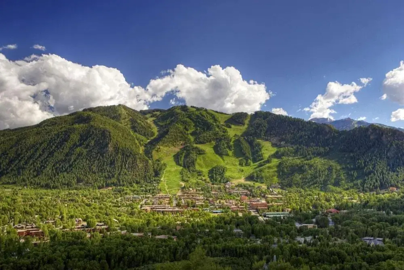 Seasons Four By Snowmass Vacations