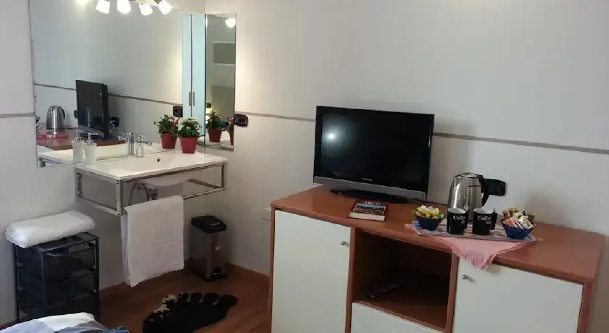 B&B Studios Gardarco