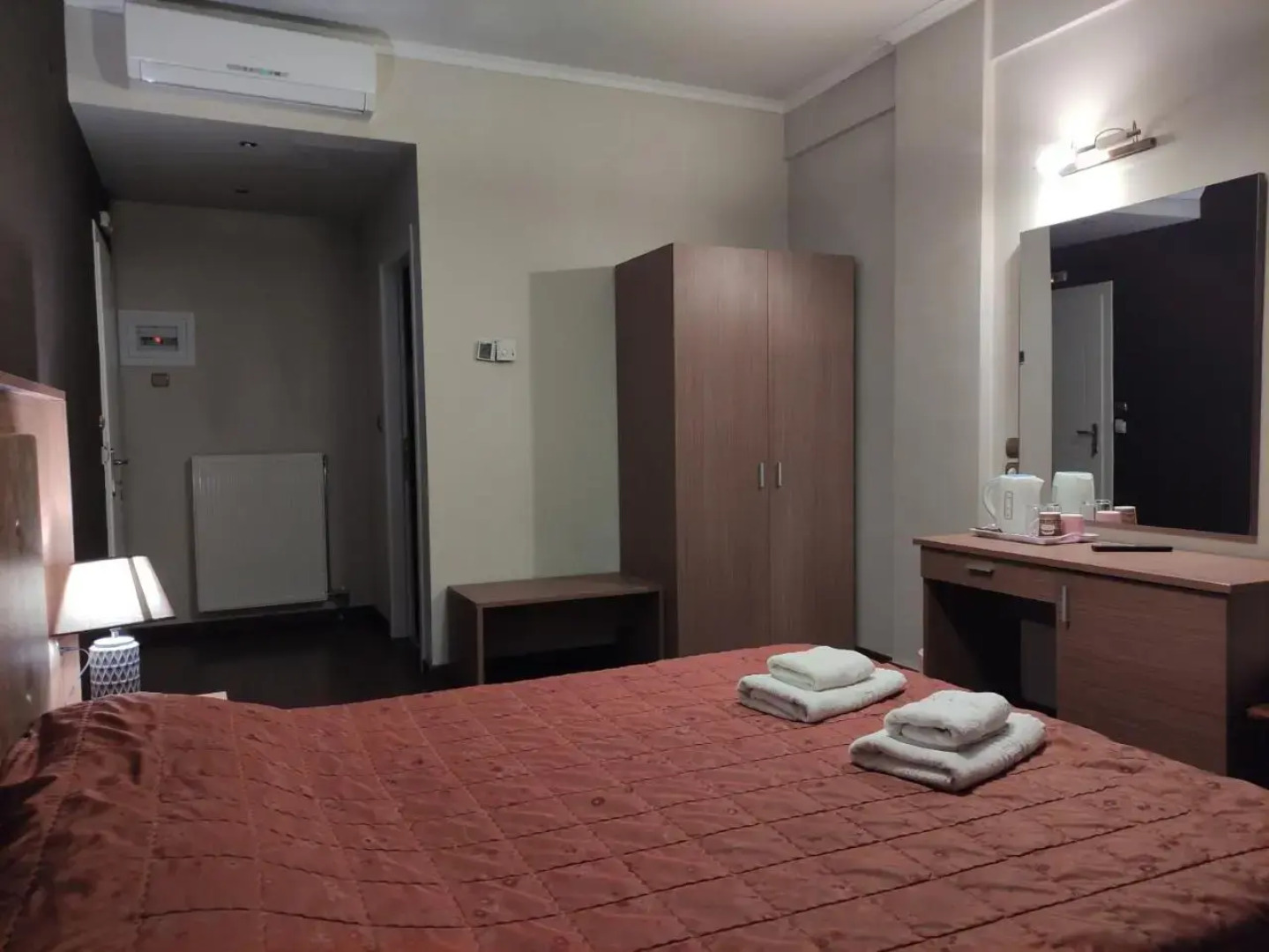 Katerina Rooms & Suites