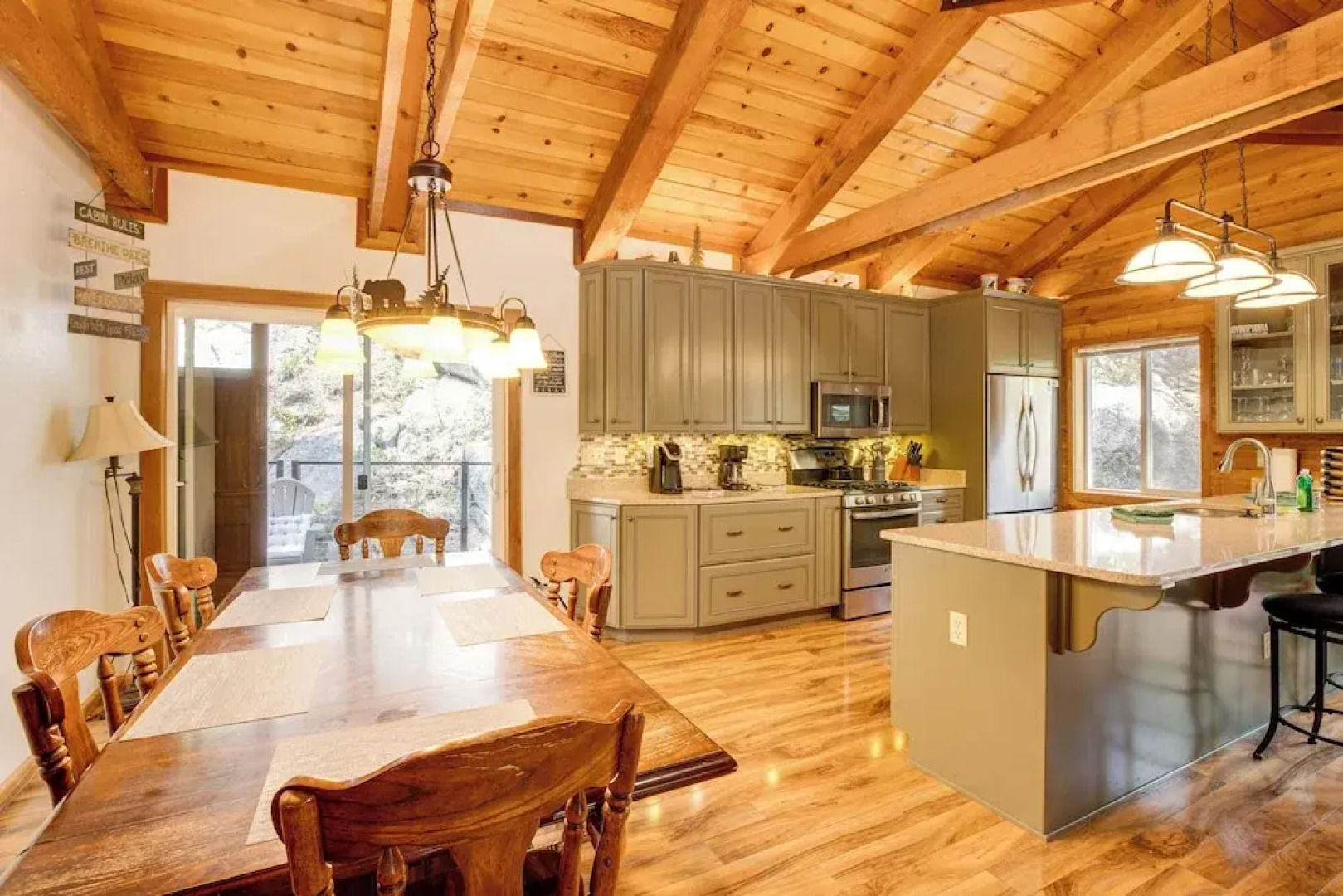 4 Mi to Beach: Lake Tahoe Mountain Retreat!