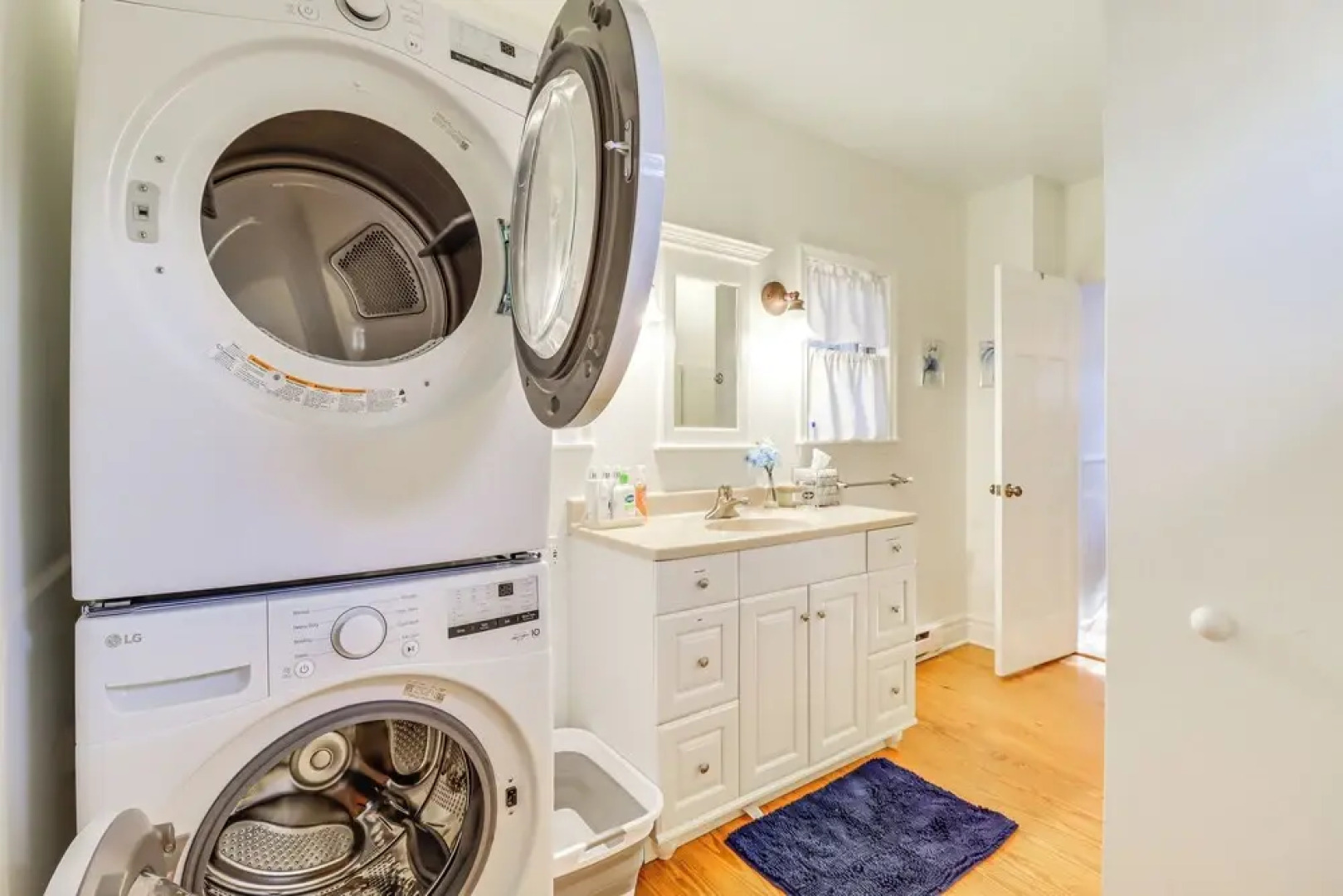 Charming Tannersville Home w/ Fire Pit + Deck!