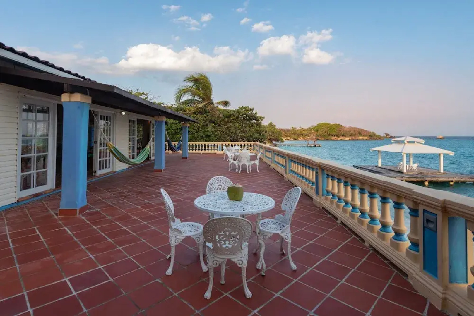 Lago de los Sueños Island