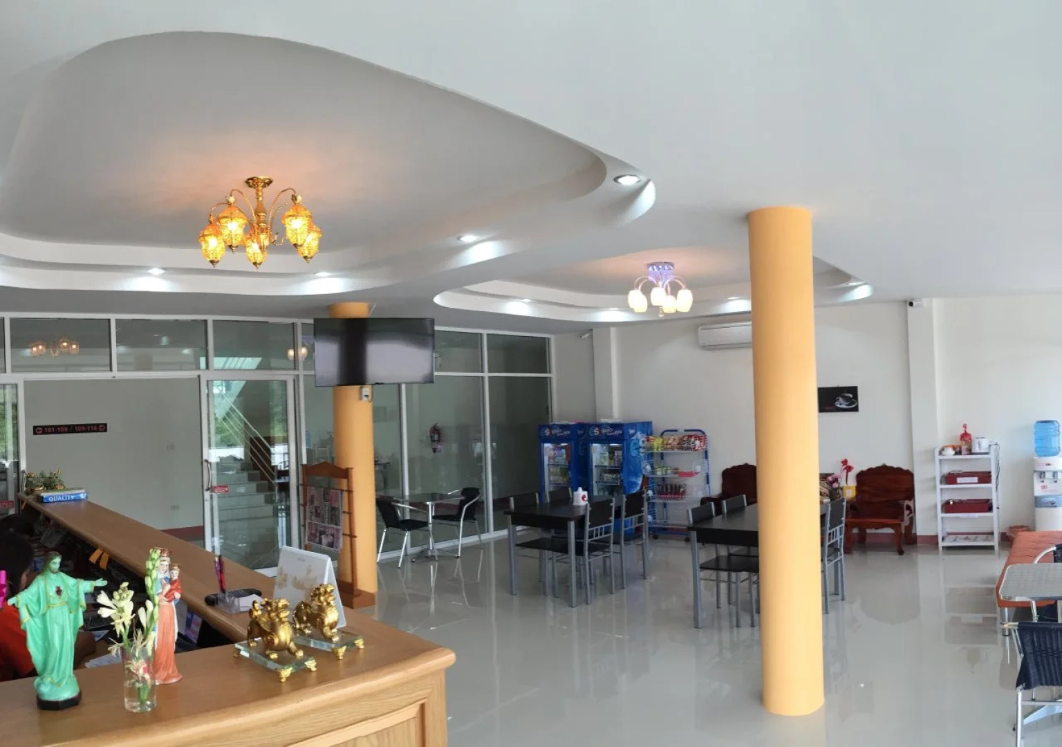 QBiz Hotel Kalasin