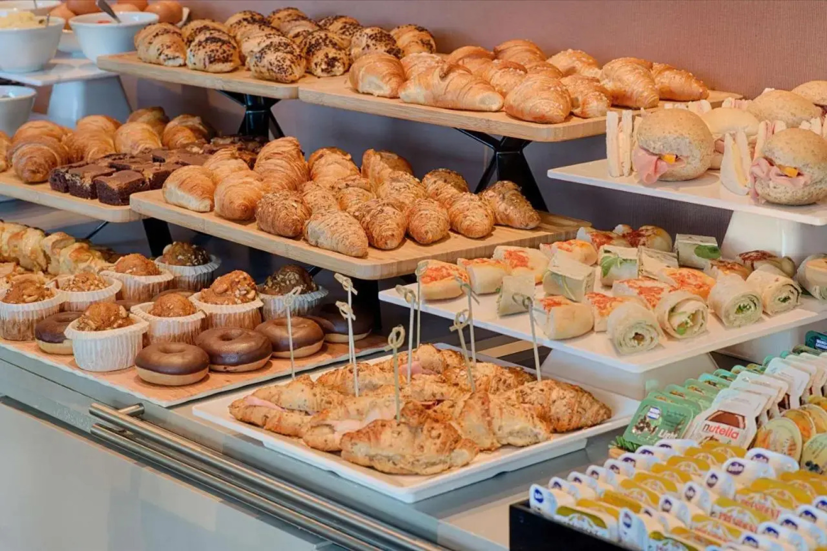 Отель NH Venezia Laguna Palace