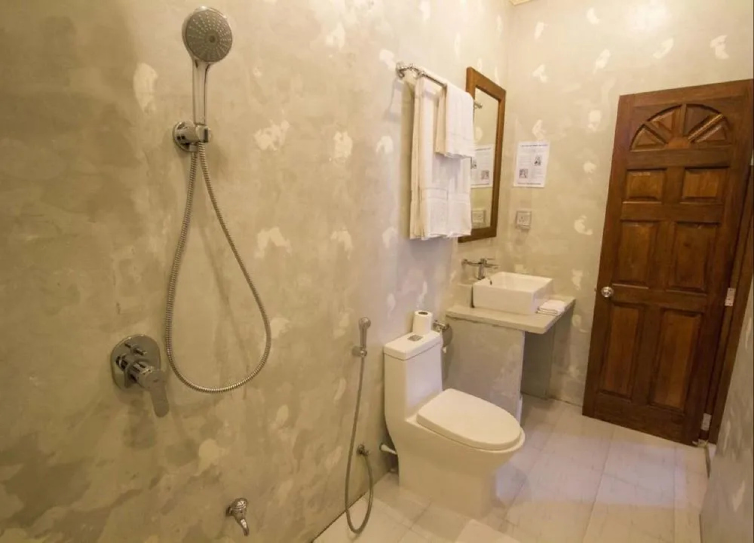 Thoddoo Retreat Grand