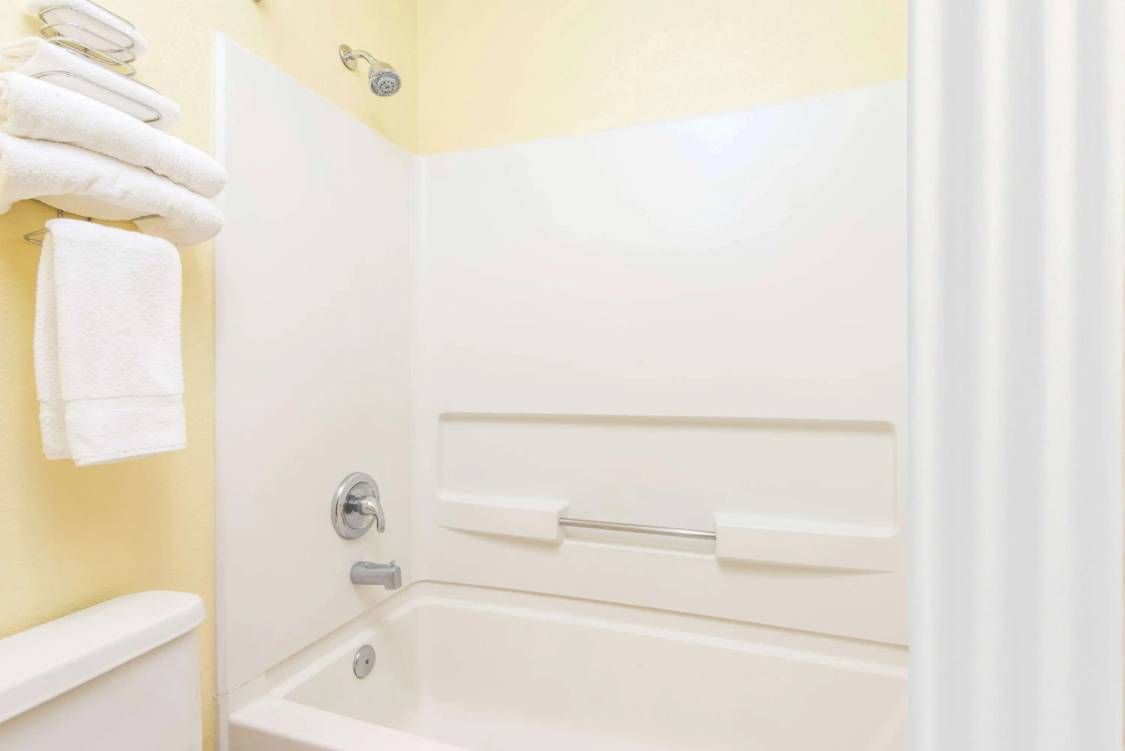 Super 8 By Wyndham Moriarty