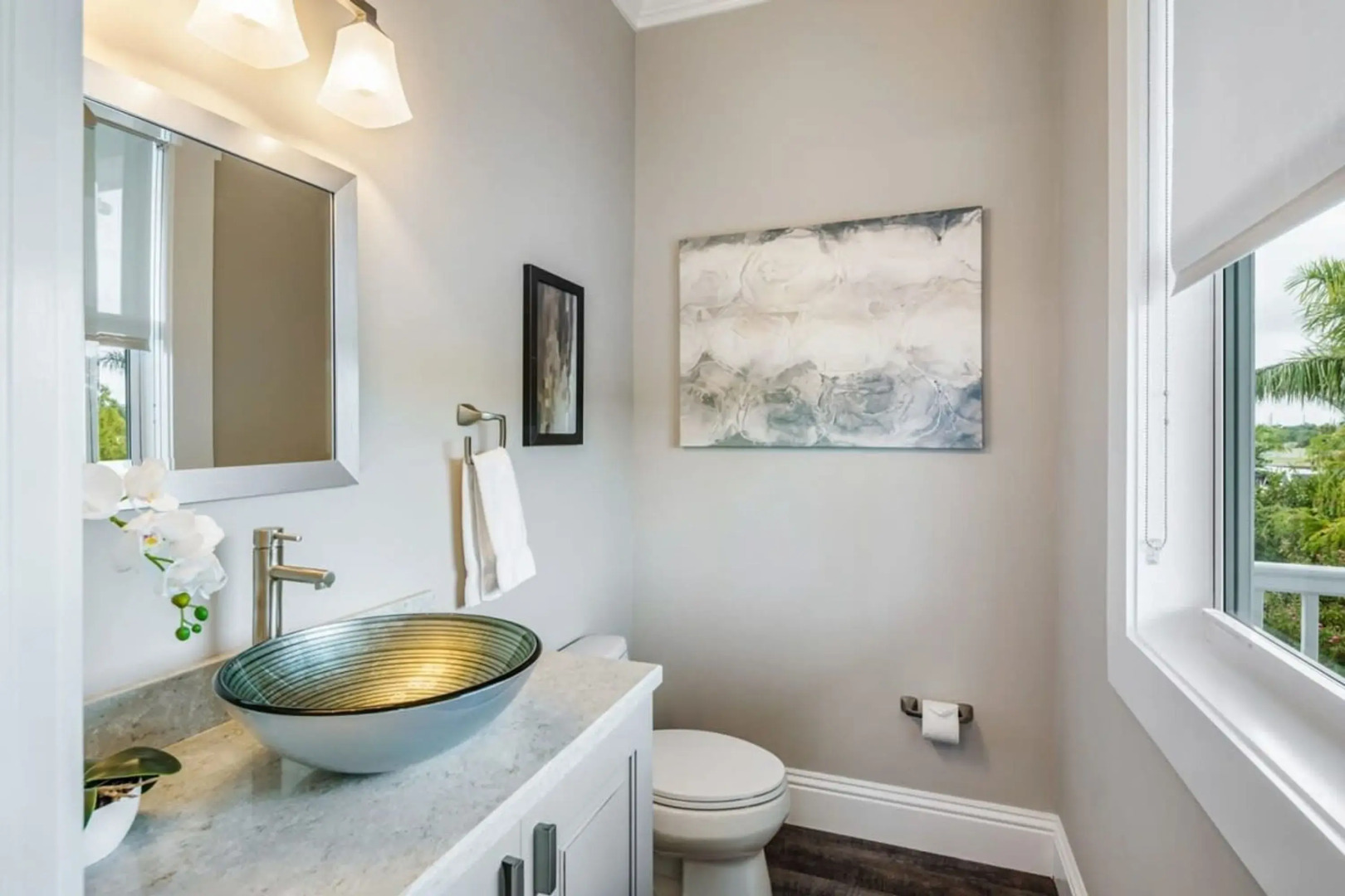 Aquaria House by Brightwild Pool Boat Dock