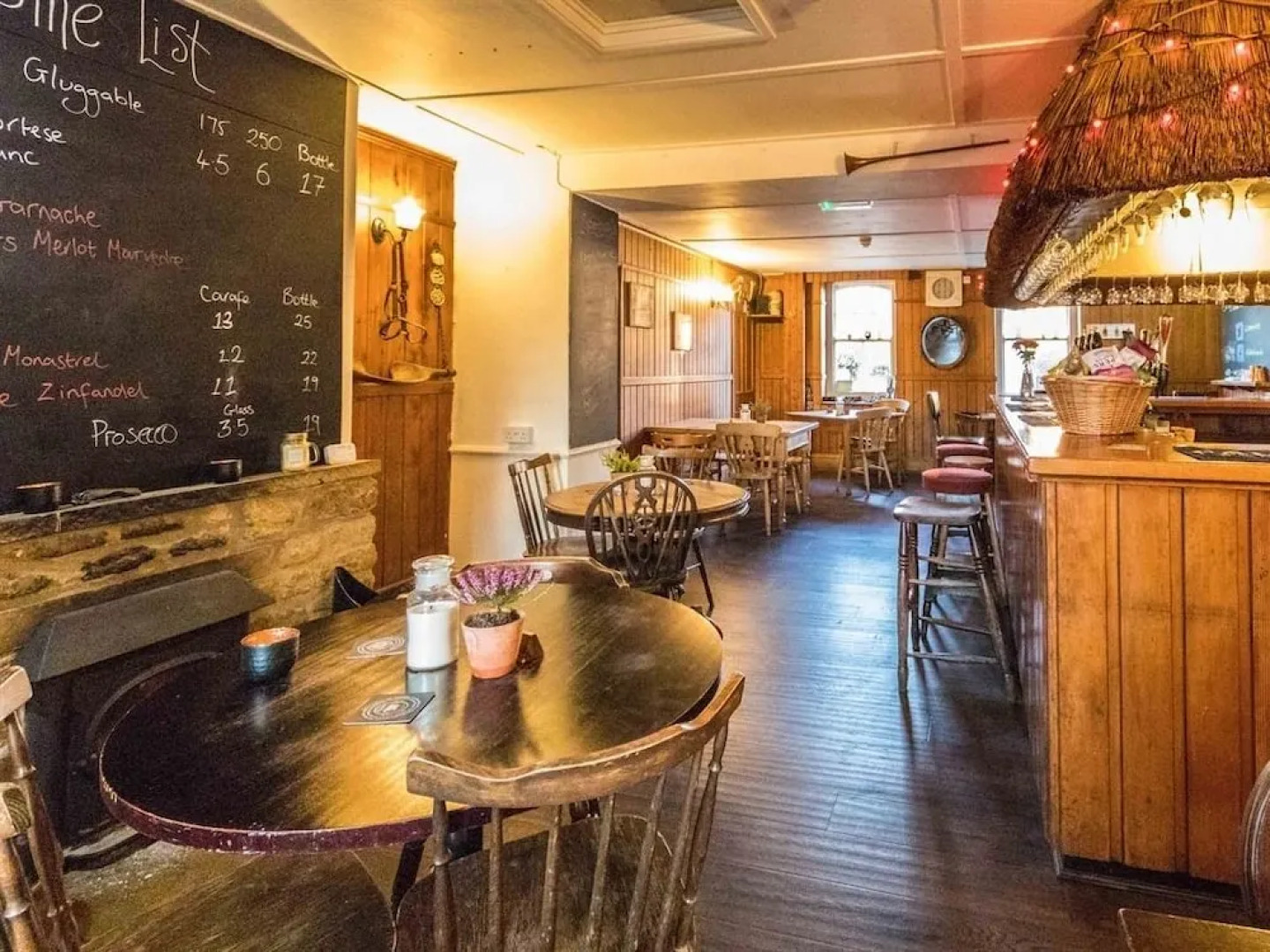 Three Horseshoes Inn