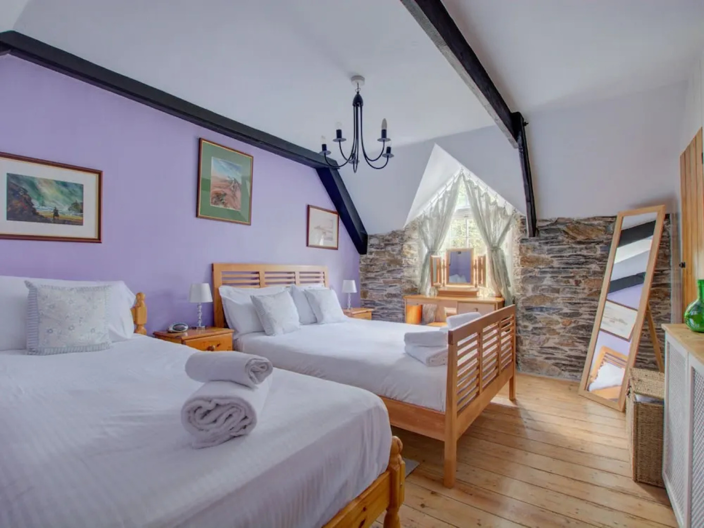 Charming Holiday Home With Lovely Garden