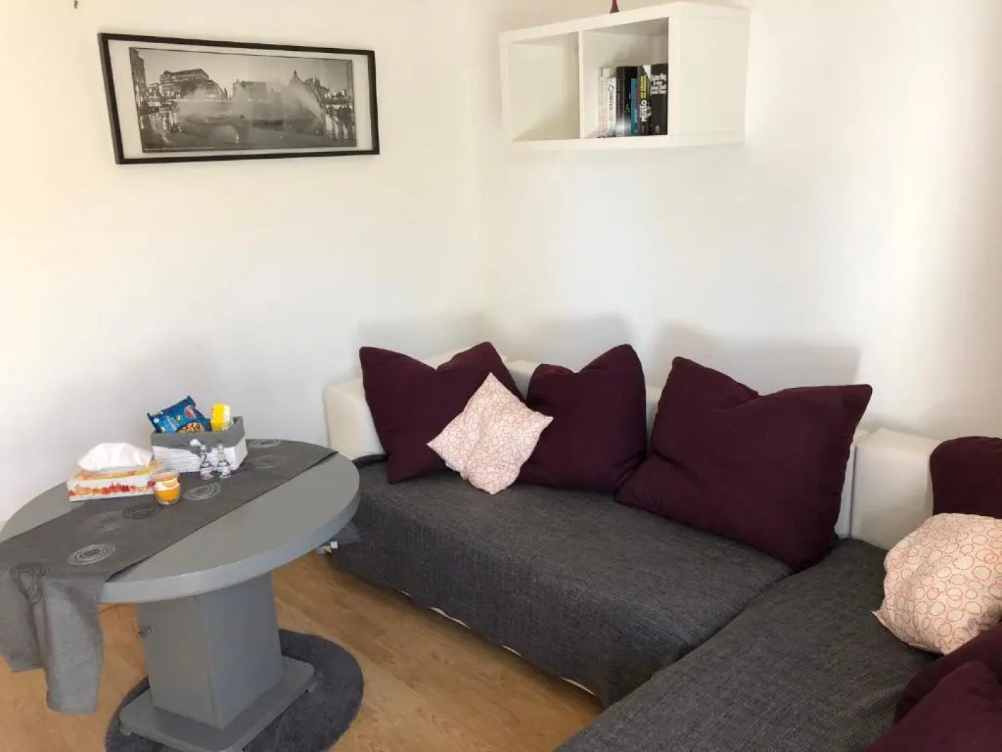 2 Zimmer Wohnung mit Balkon - Nähe Messe