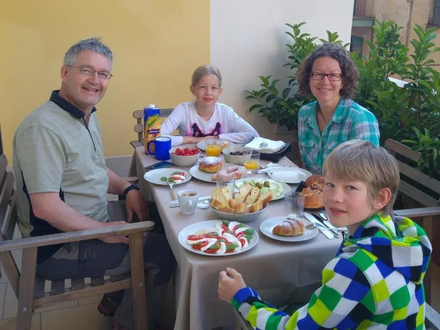 Bed & Breakfast 3Under