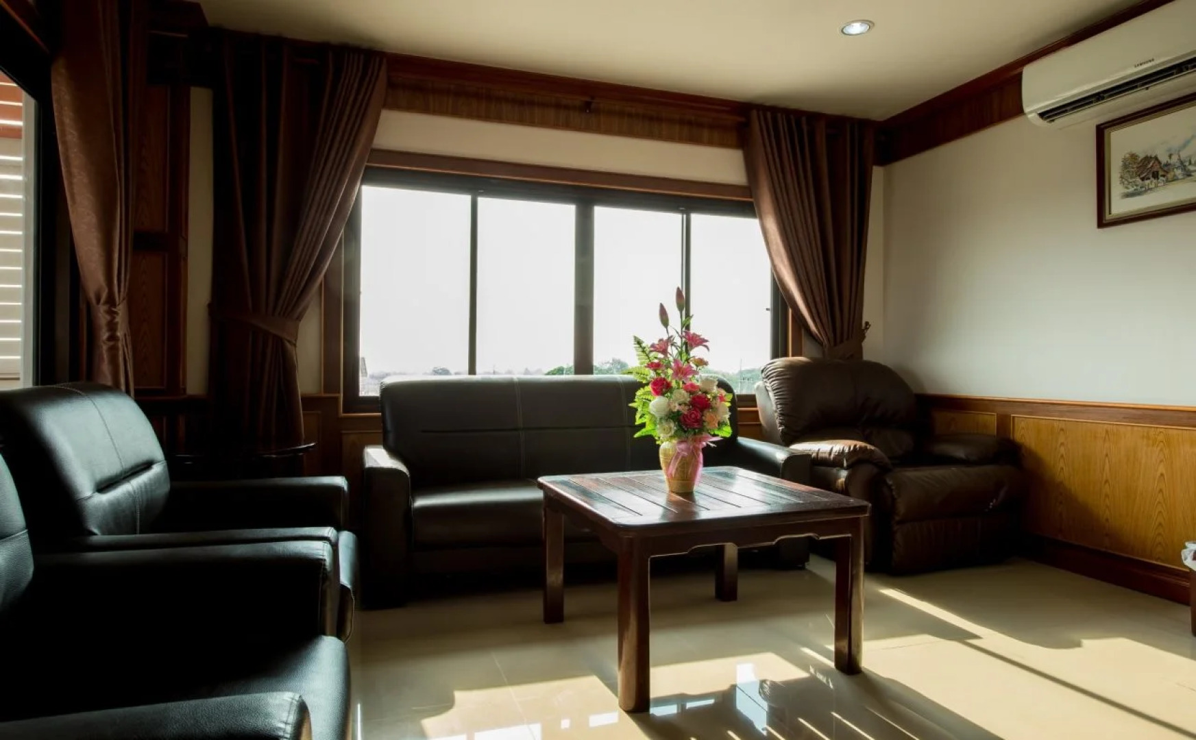 Thatphanom View Hotel