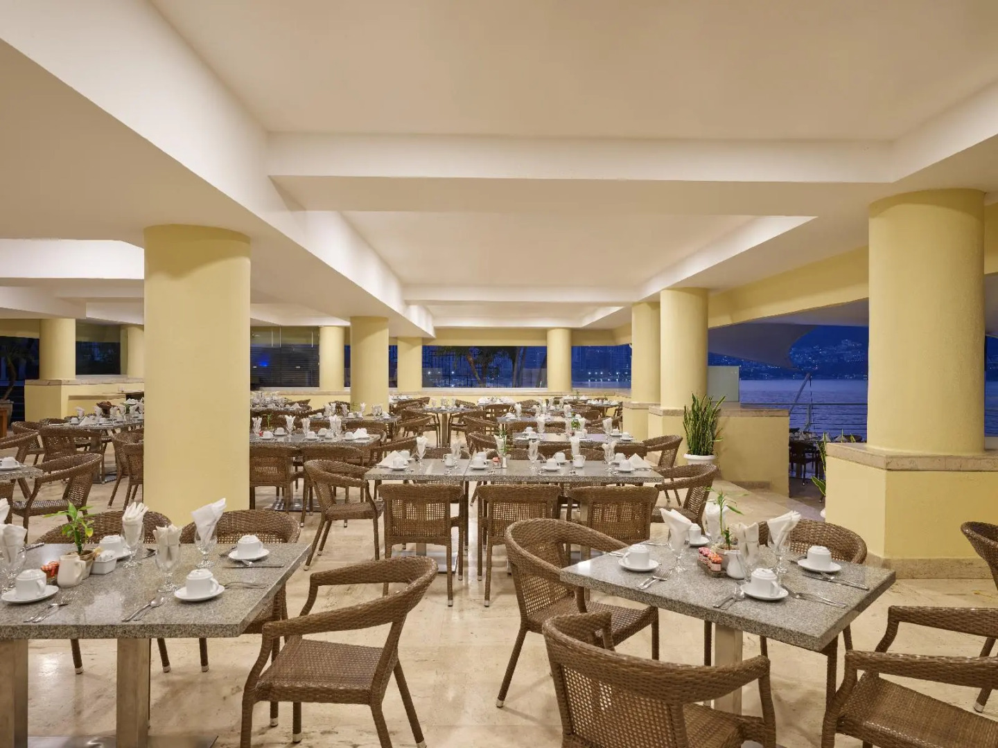 Fiesta Americana  Acapulco Villas