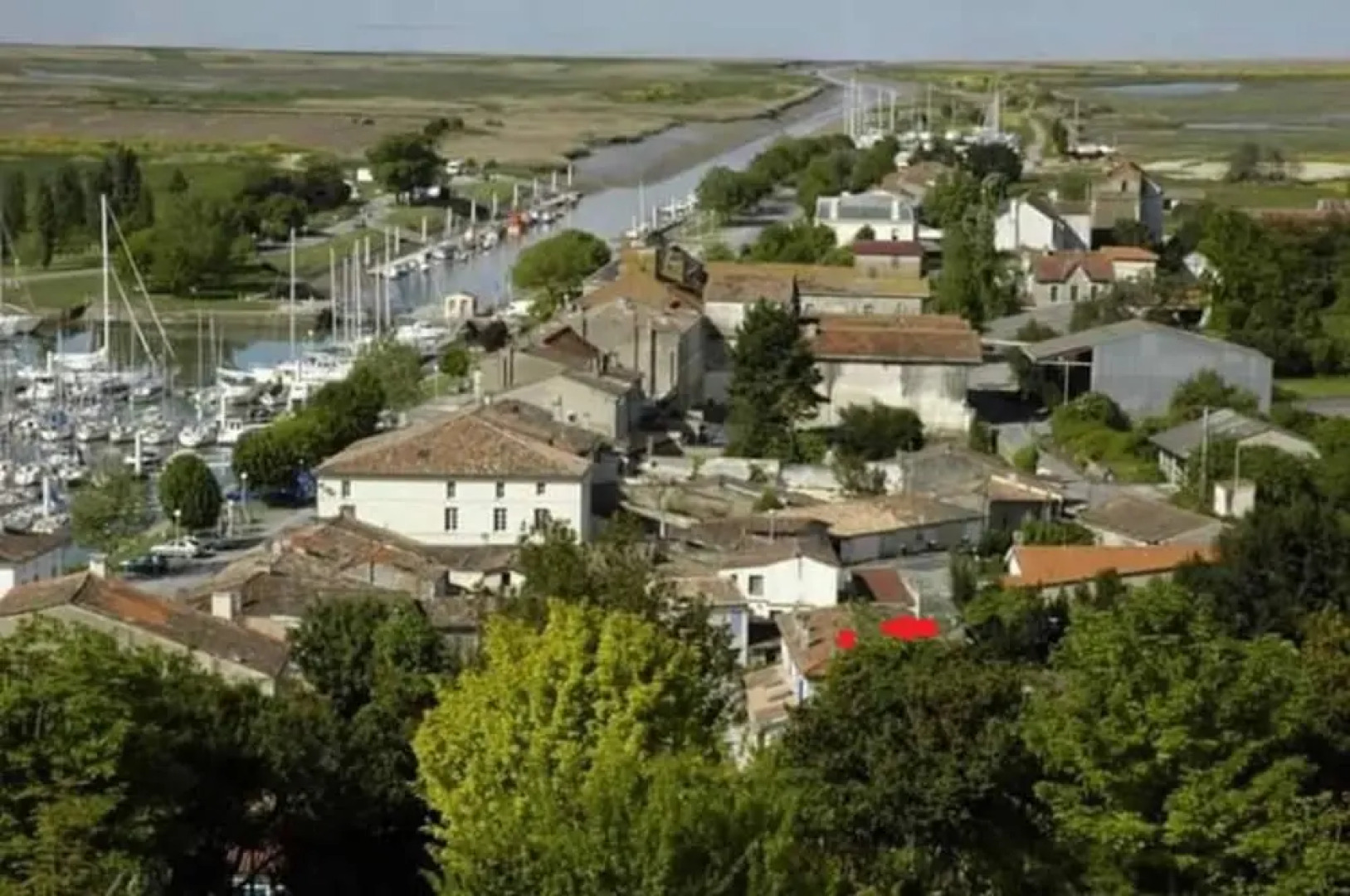 House With 3 Bedrooms in Mortagne-sur-gironde, With Enclosed Garden -